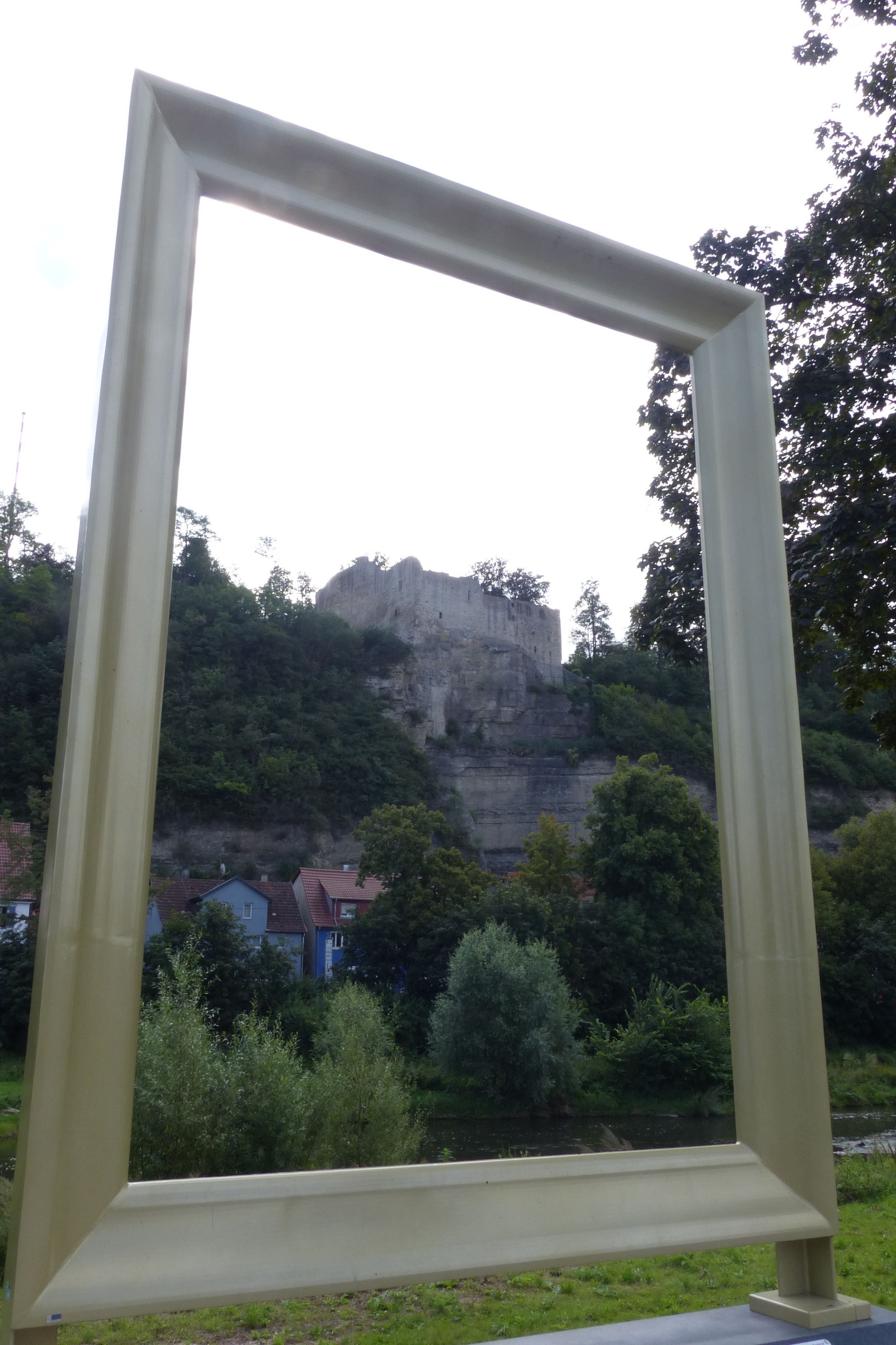 Enzgärten - Blick auf die Burgruine Löffelstelz