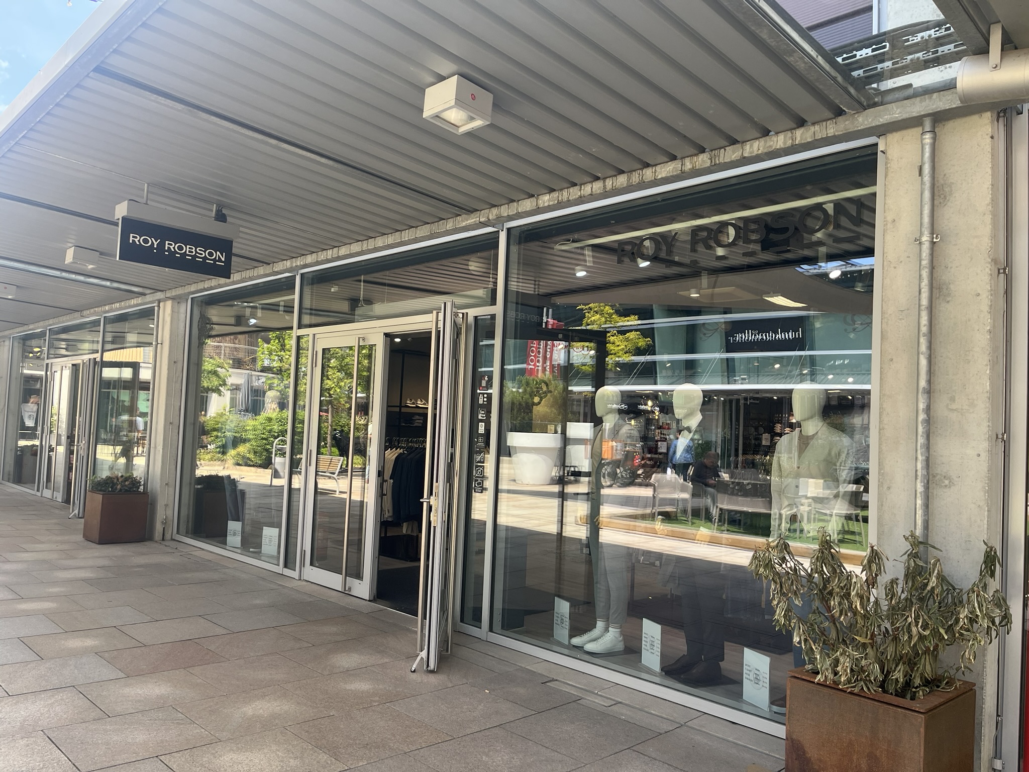 Roy Robson Outlet Shop