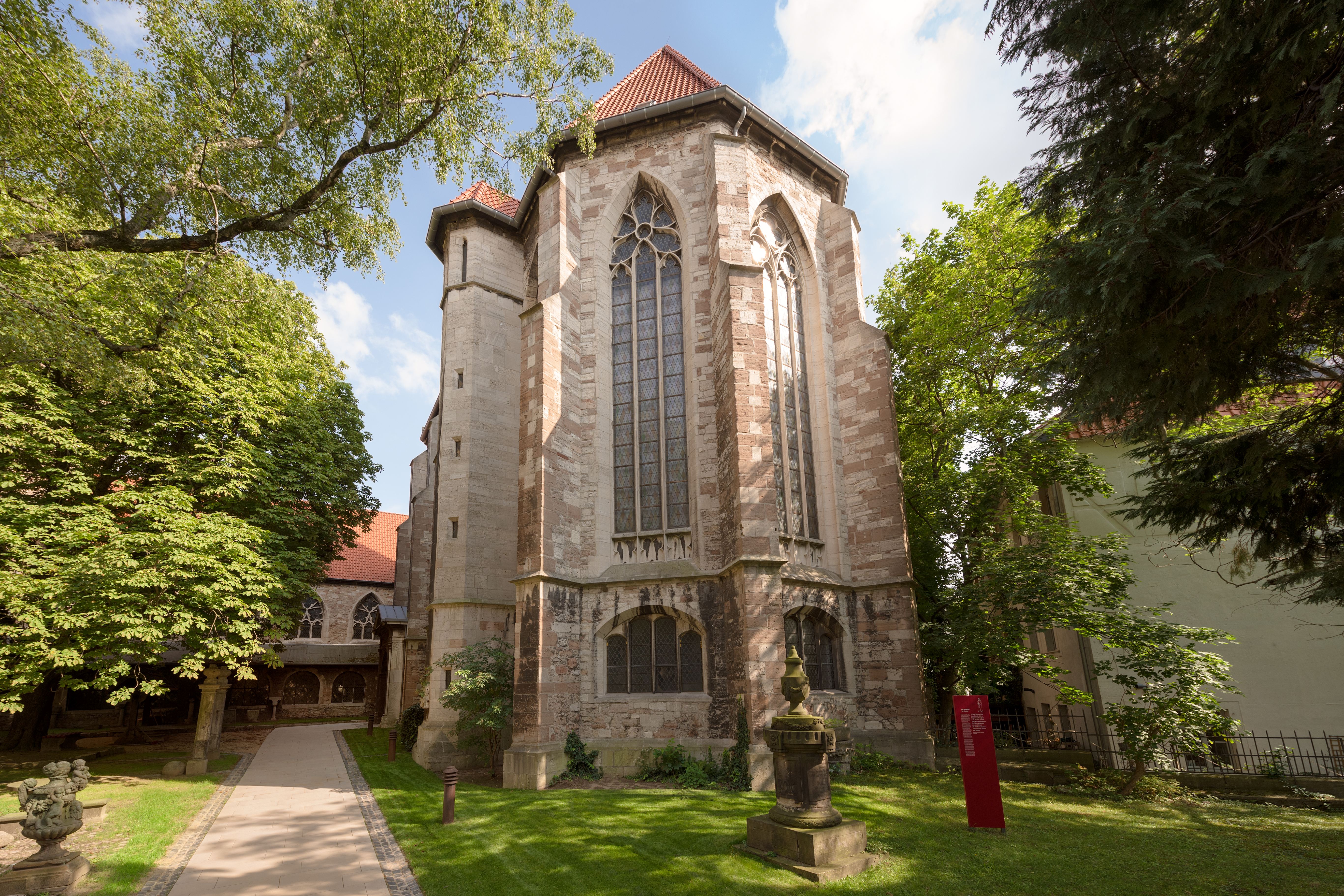 Neandertaler*innen in Niedersachsen. Vom Underdog zum coolen Typen – Vortrag von Prof. Thomas Terberger