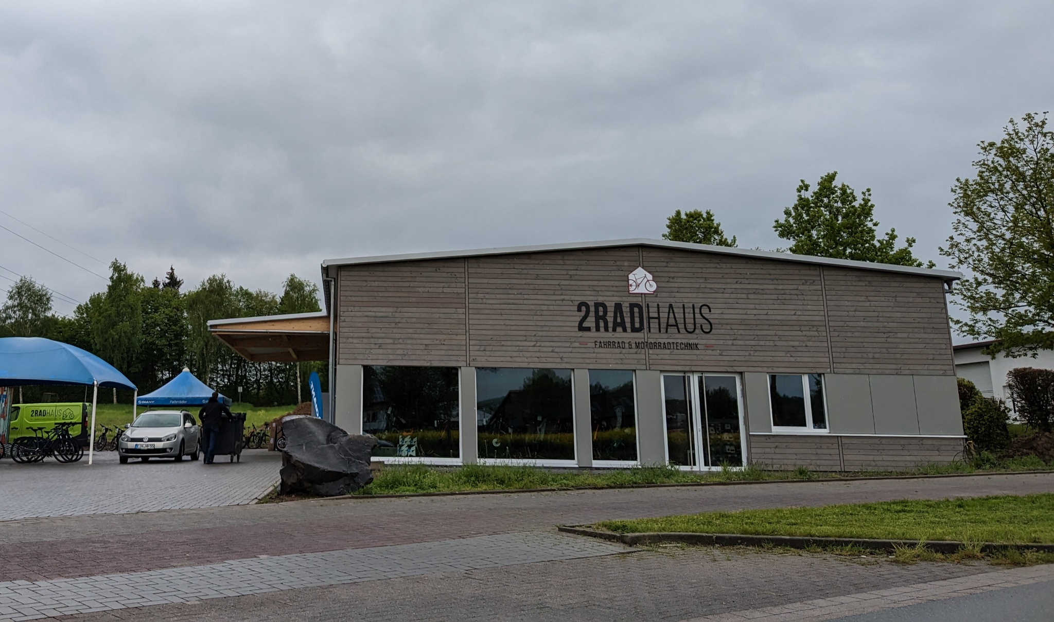 2RadHaus