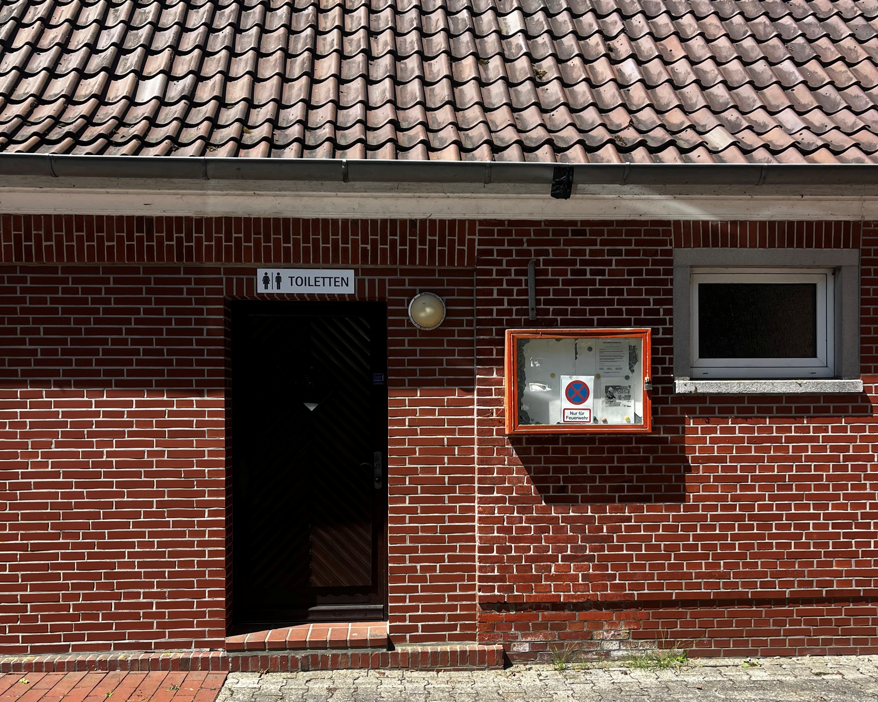 Öffentliche Toilette in Pilsum
