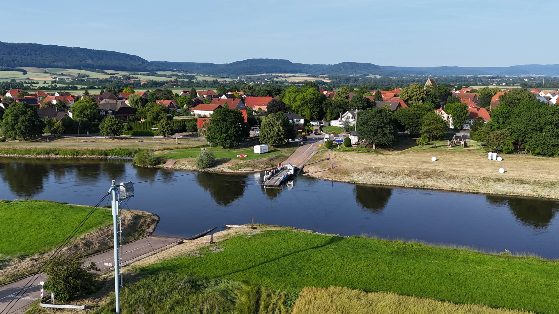 Weserfähre Großenwieden