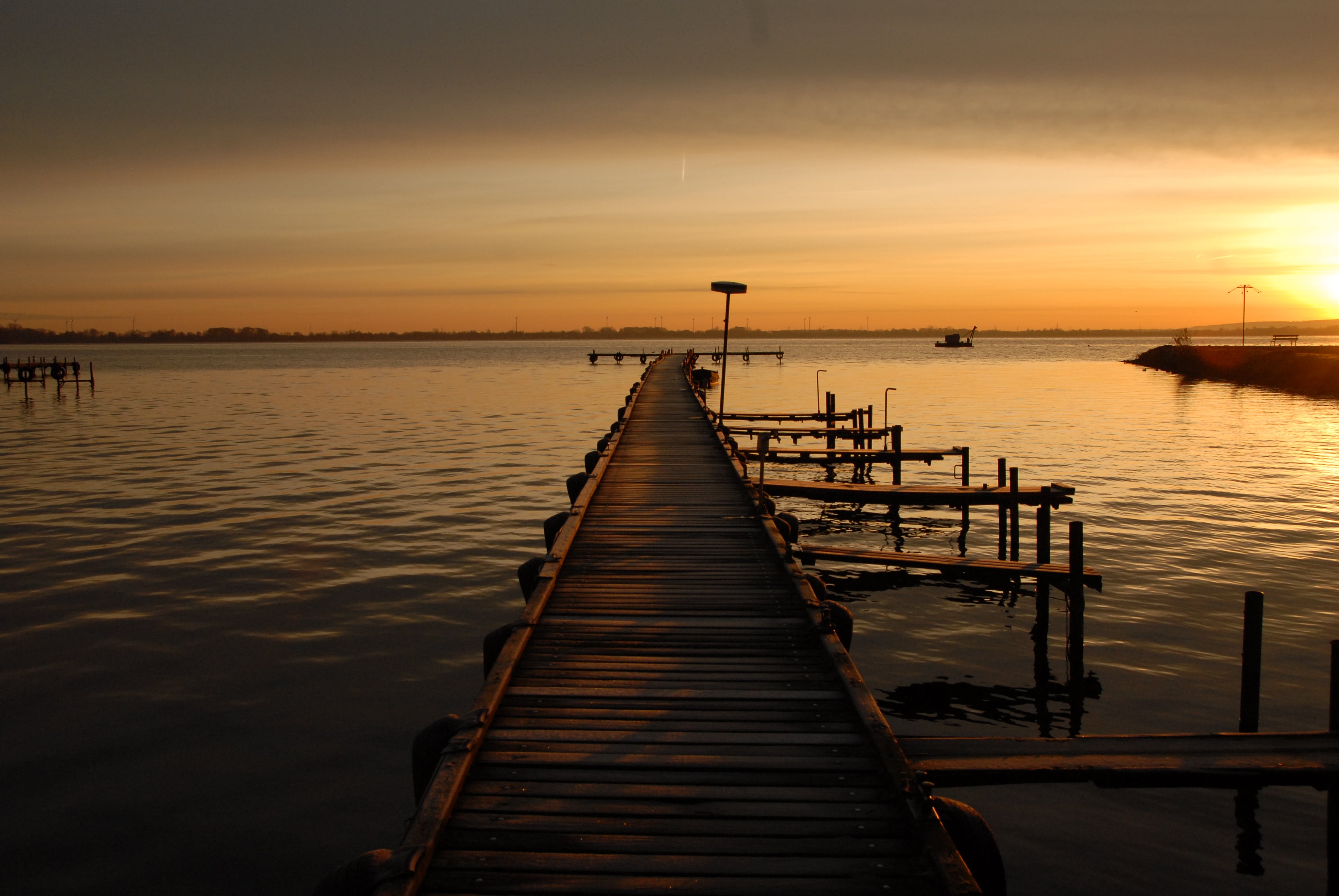 Dümmer Steg im Sonnenuntergang