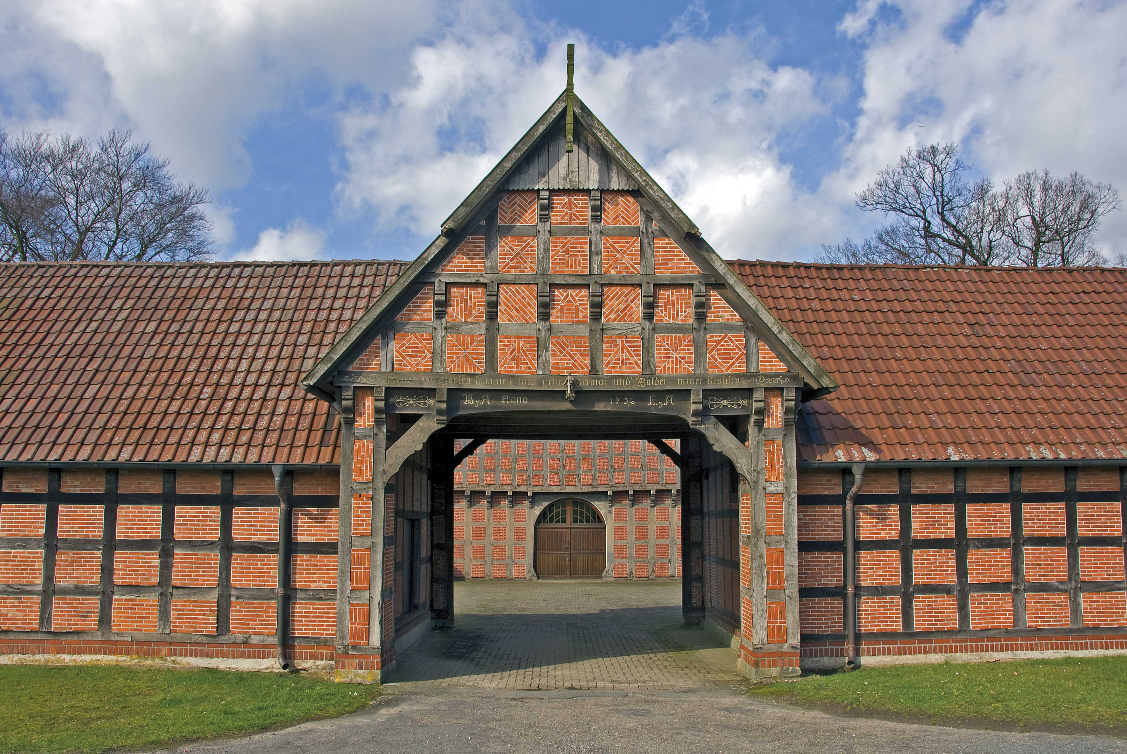 Hof Amtern