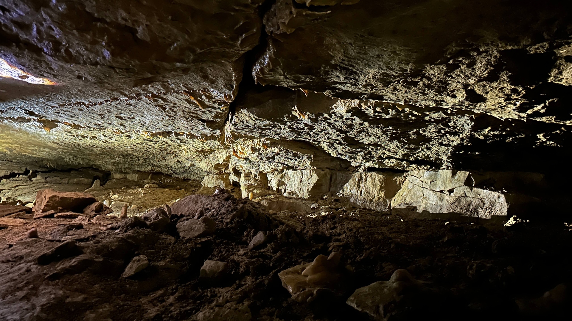 Schillat-Höhle Kluft