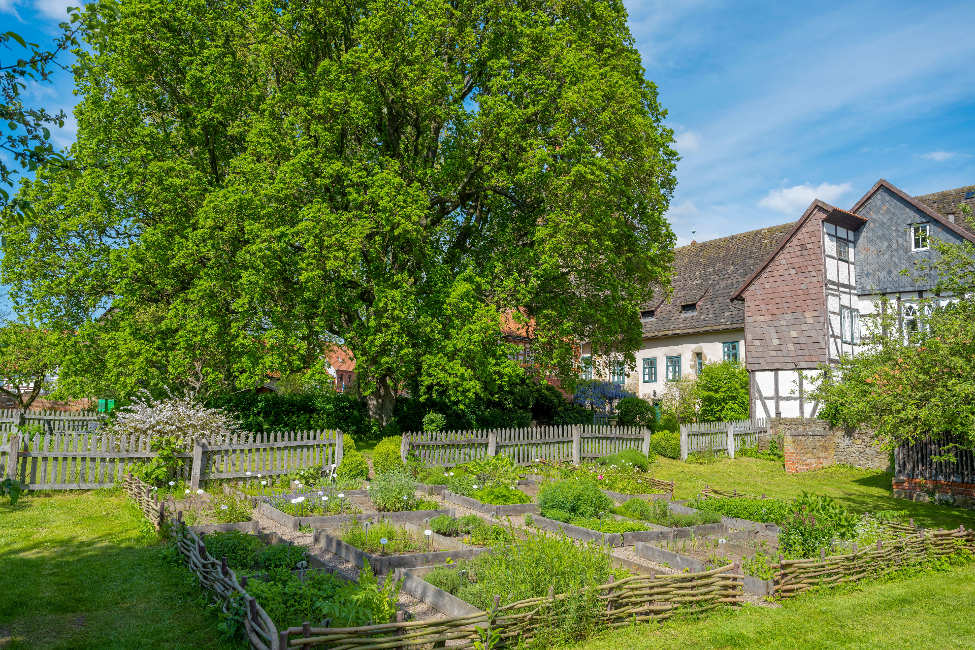Stift Fischbeck Kräutergarten