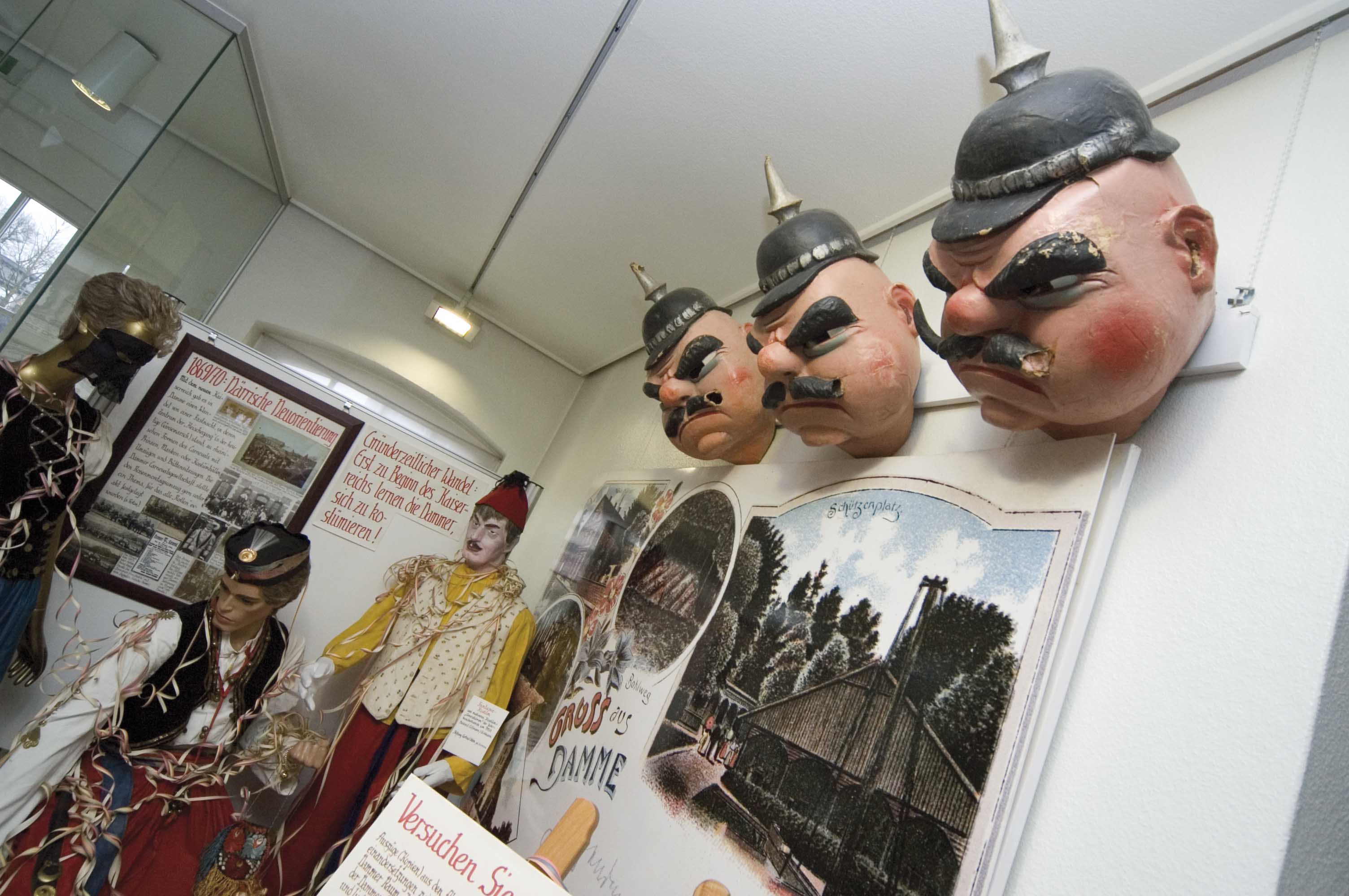 Stadtmuseum Karnevalpuppen