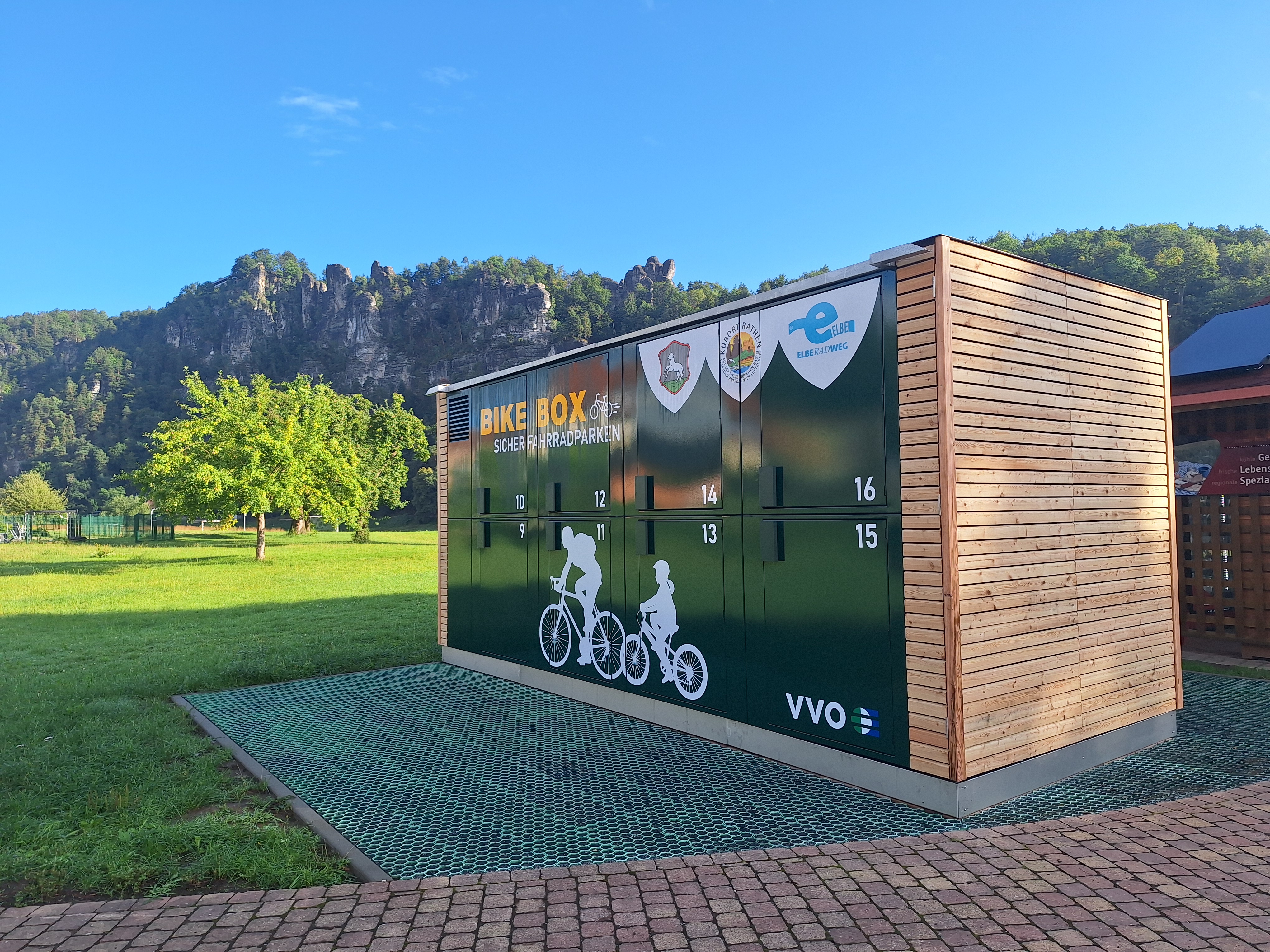E-Bike Ladestation, Fahrradgarage & Aktivrastplatz Rathen Elbweg