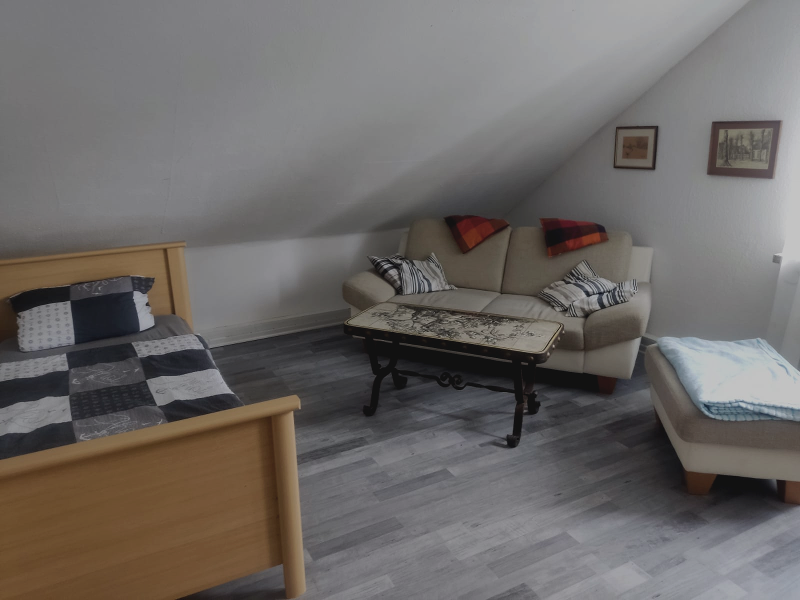 Einblick ins Dreibettzimmer