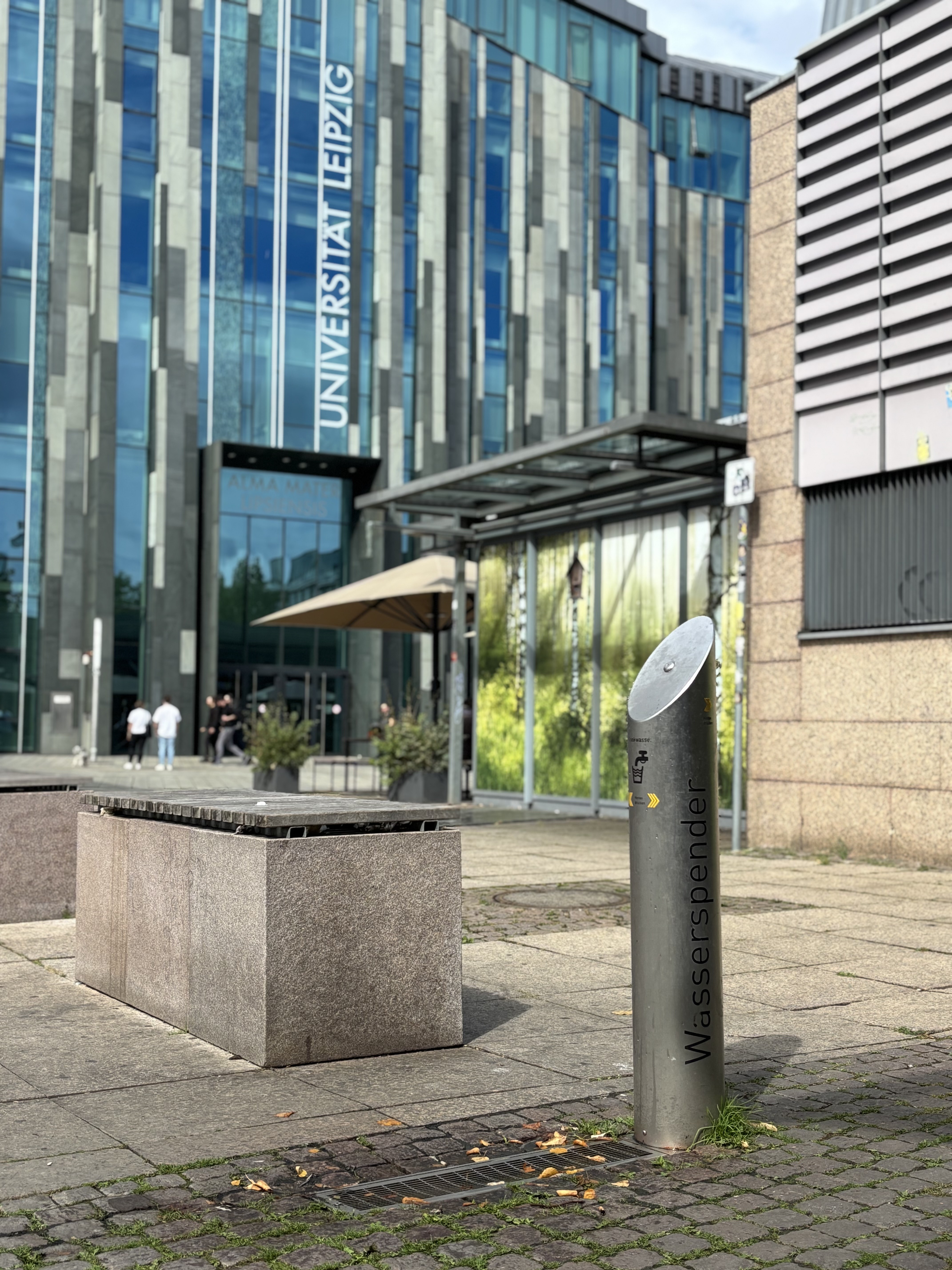 Trinkbrunnen beim Gewandhaus/ Kurt-Masur-Platz – Motiv