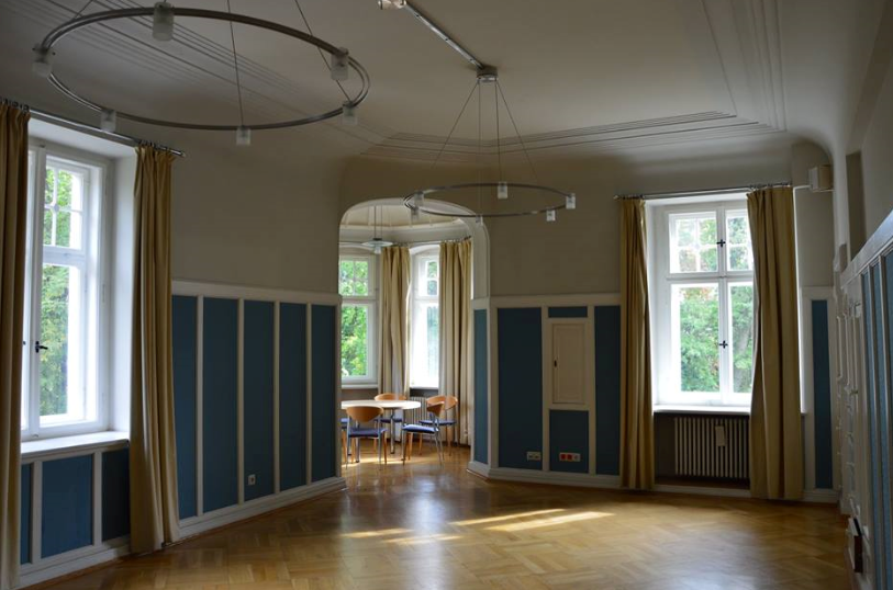 Blauer Salon