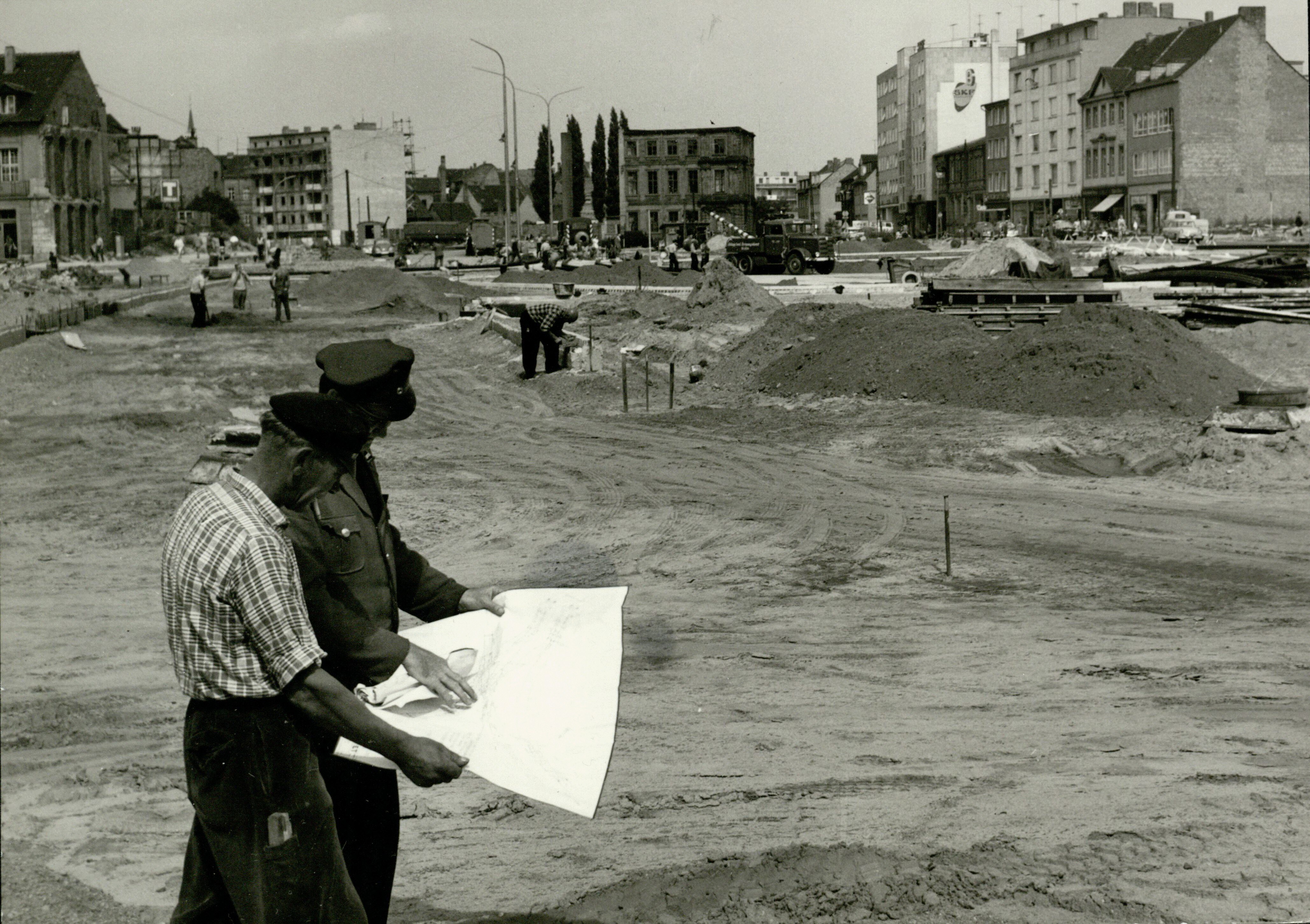 Ausstellung "Neues Gesicht für eine zerstörte Stadt – Braunschweigs Nachkriegsjahrzehnte"