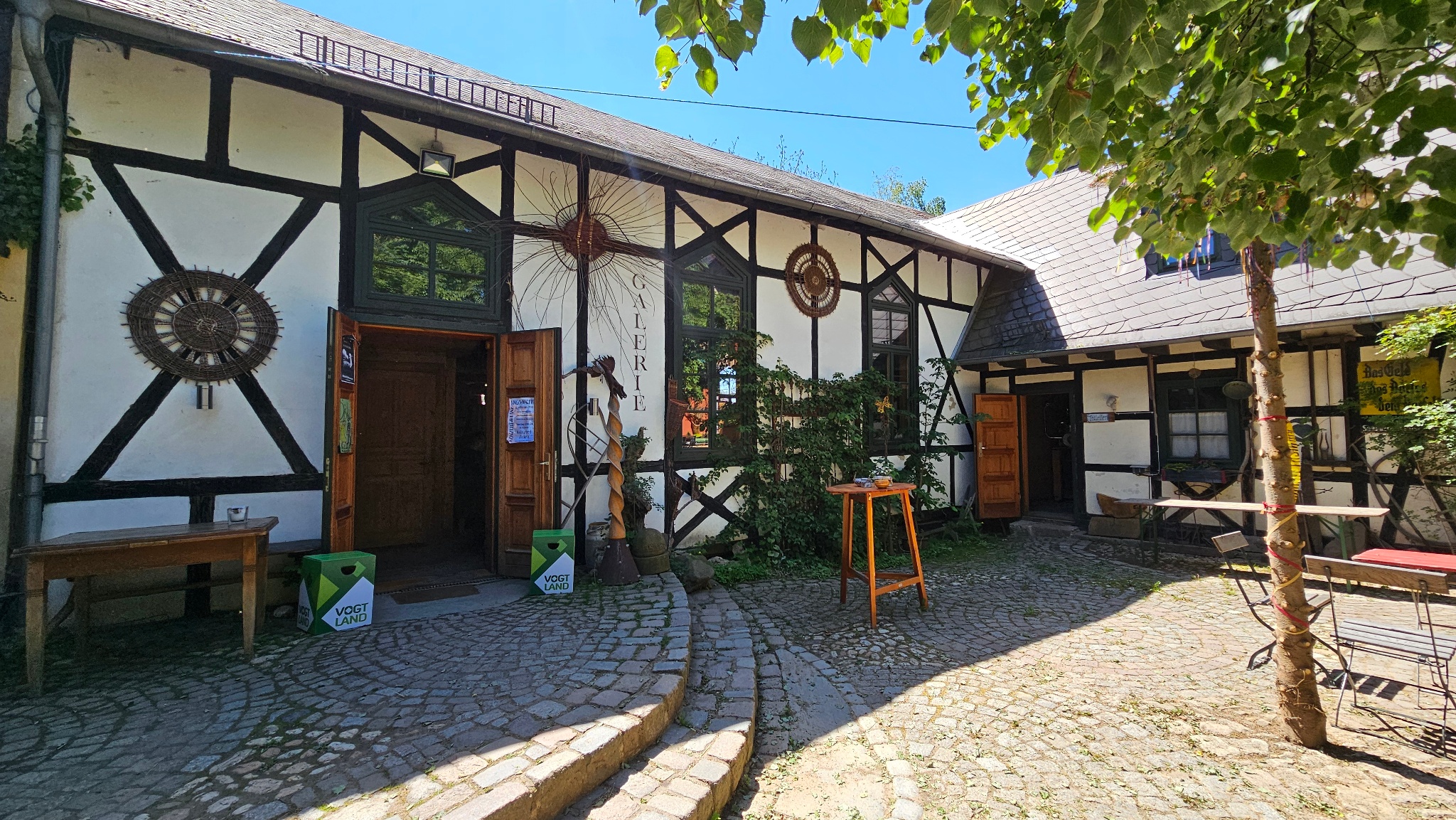 Kulturhof Zickra – Motiv