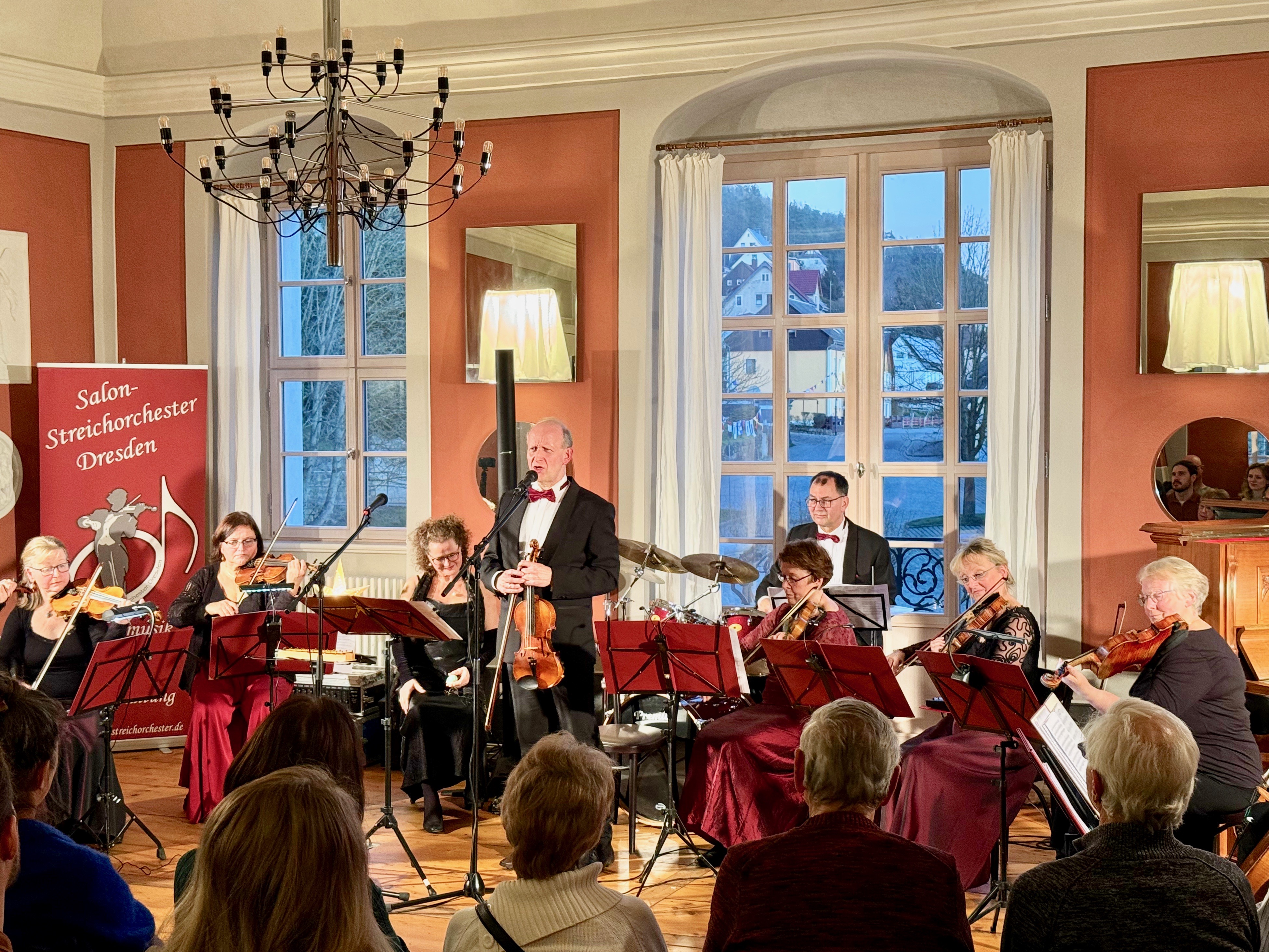 NeujahrsKonzert mit dem Salon-Streichorchester Dresden