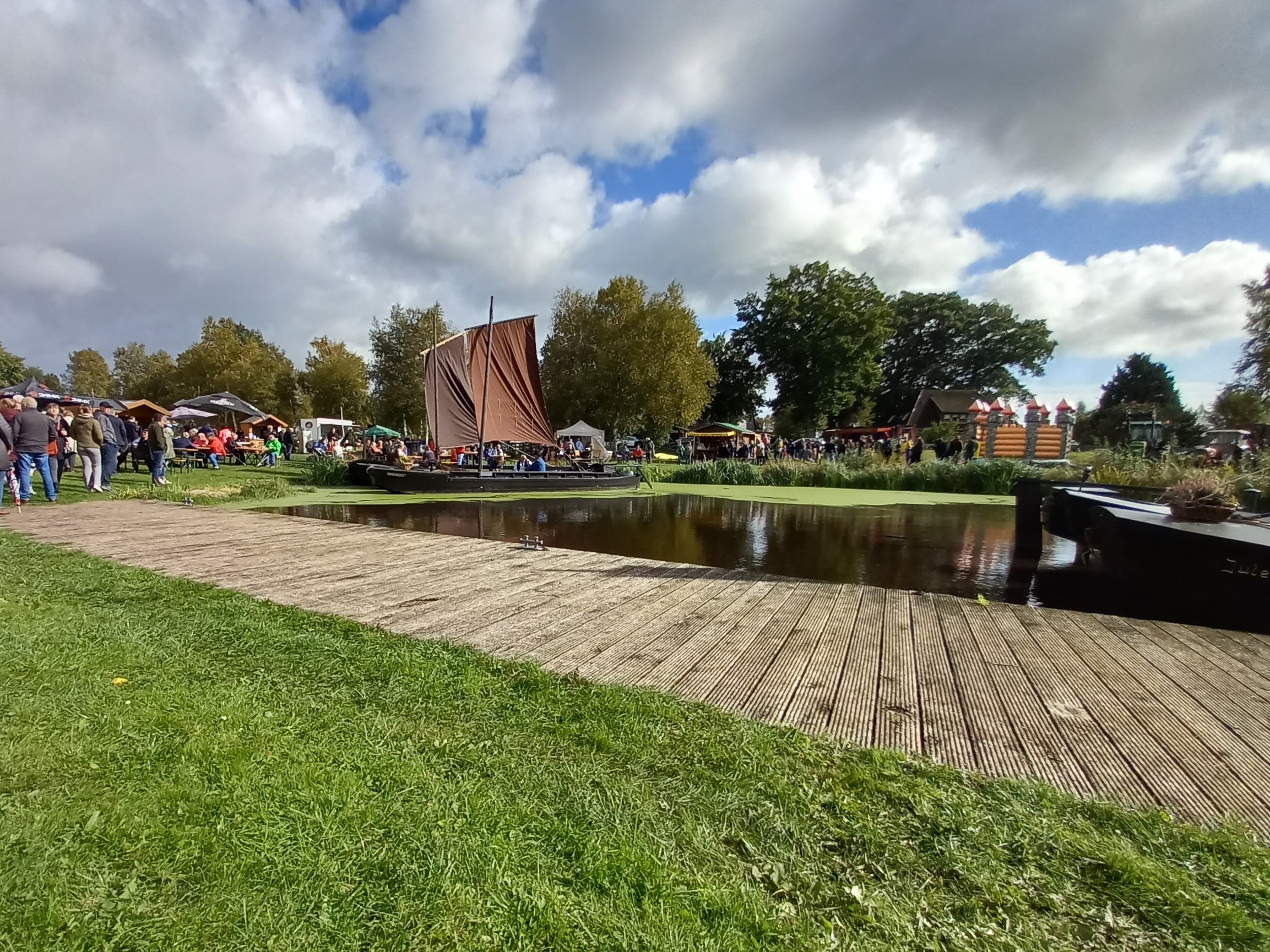 Moorhafen-Erntefest am Torfschiffhafen