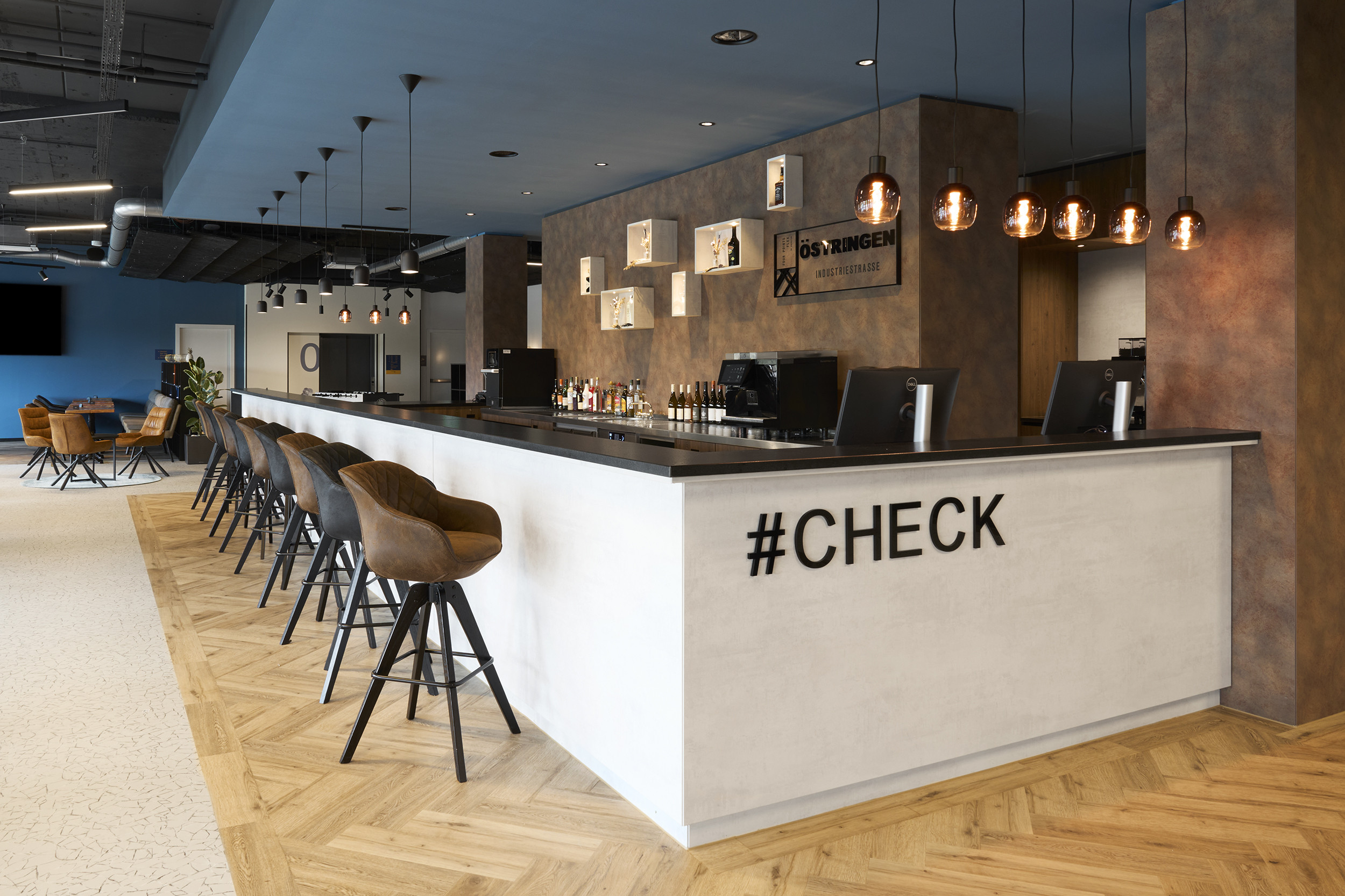 Four Points Flex by Sheraton Östringen_Lobby_1_Foto Christopher Baker_zeitlich unbegrenzt nutzbar