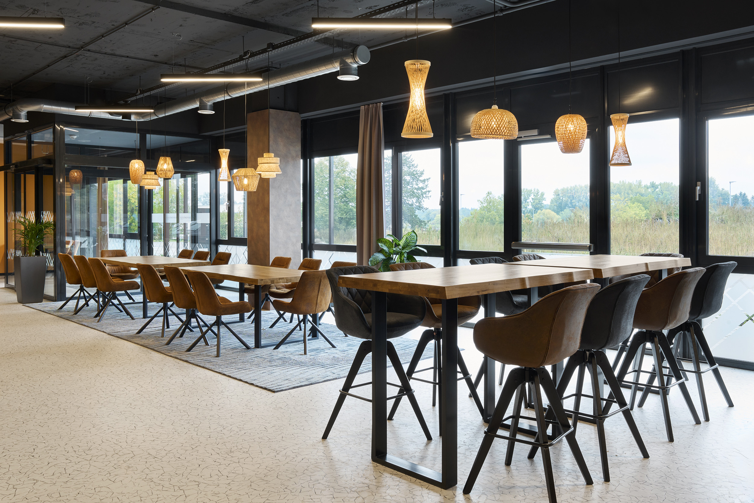 Four Points Flex by Sheraton Östringen_Lobby_2_Foto Christopher Baker_zeitlich unbegrenzt nutzbar