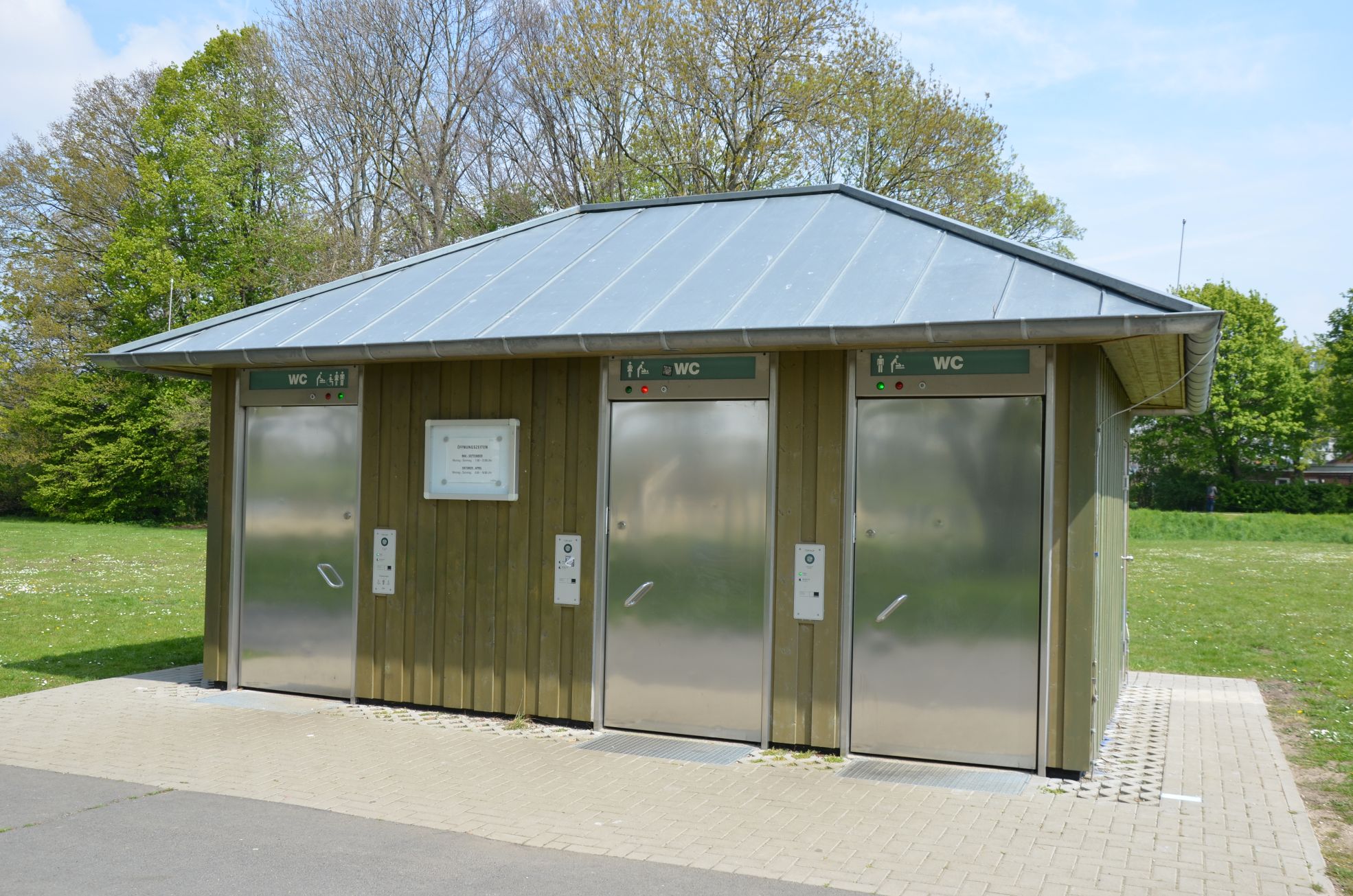 WC-Anlage am Piratenspielplatz