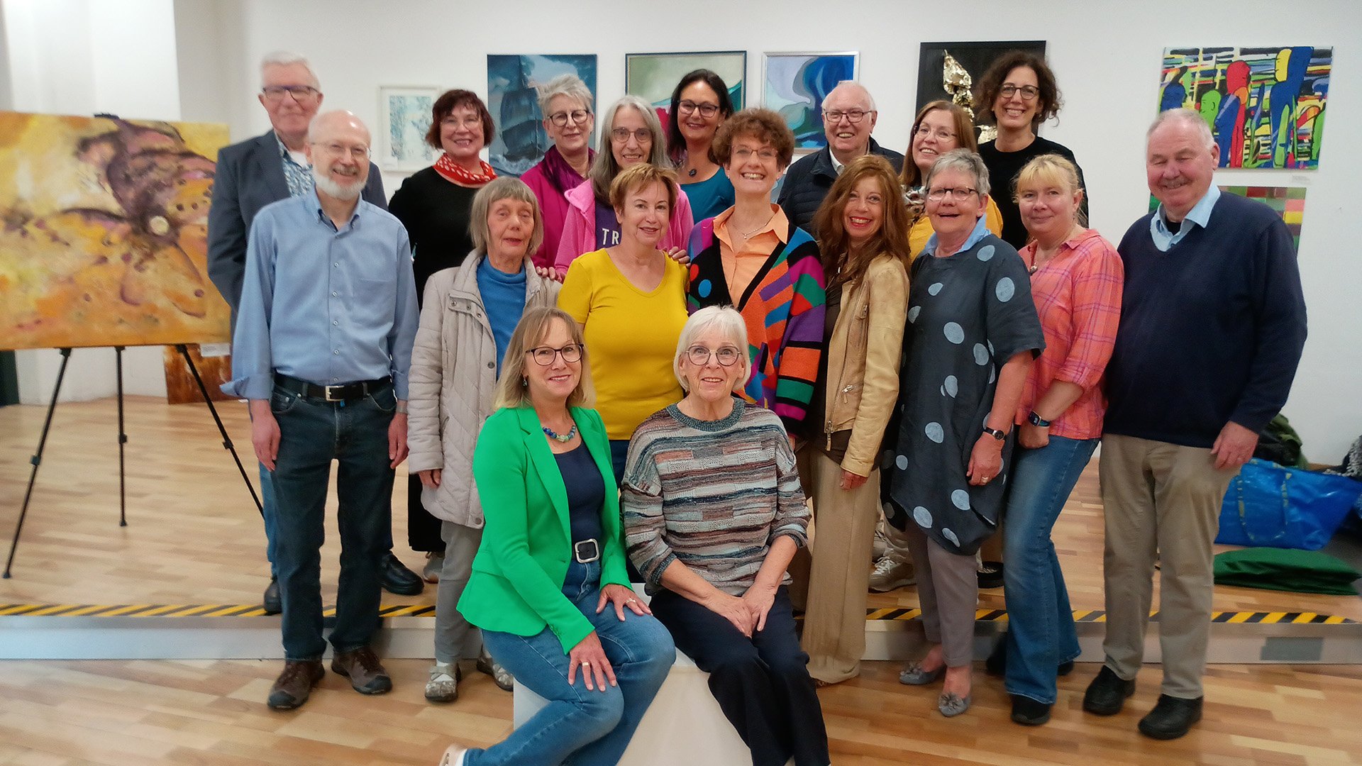 Gruppenbild der KünstlerGroup picture of the artistsGruppebillede af kunstnerneGroepsfoto van de artiesten