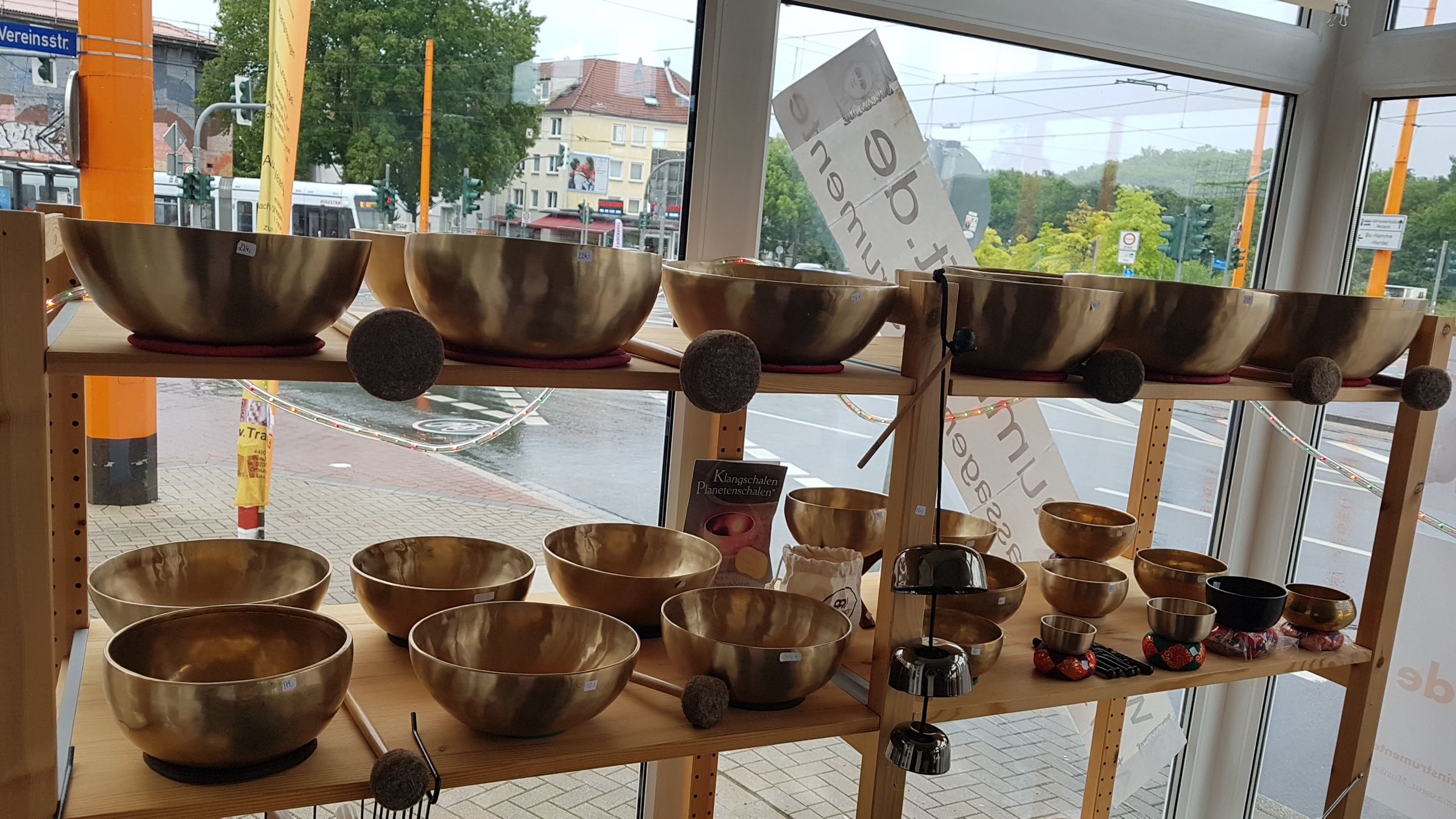 klangschalen-traumkraft (1).jpg