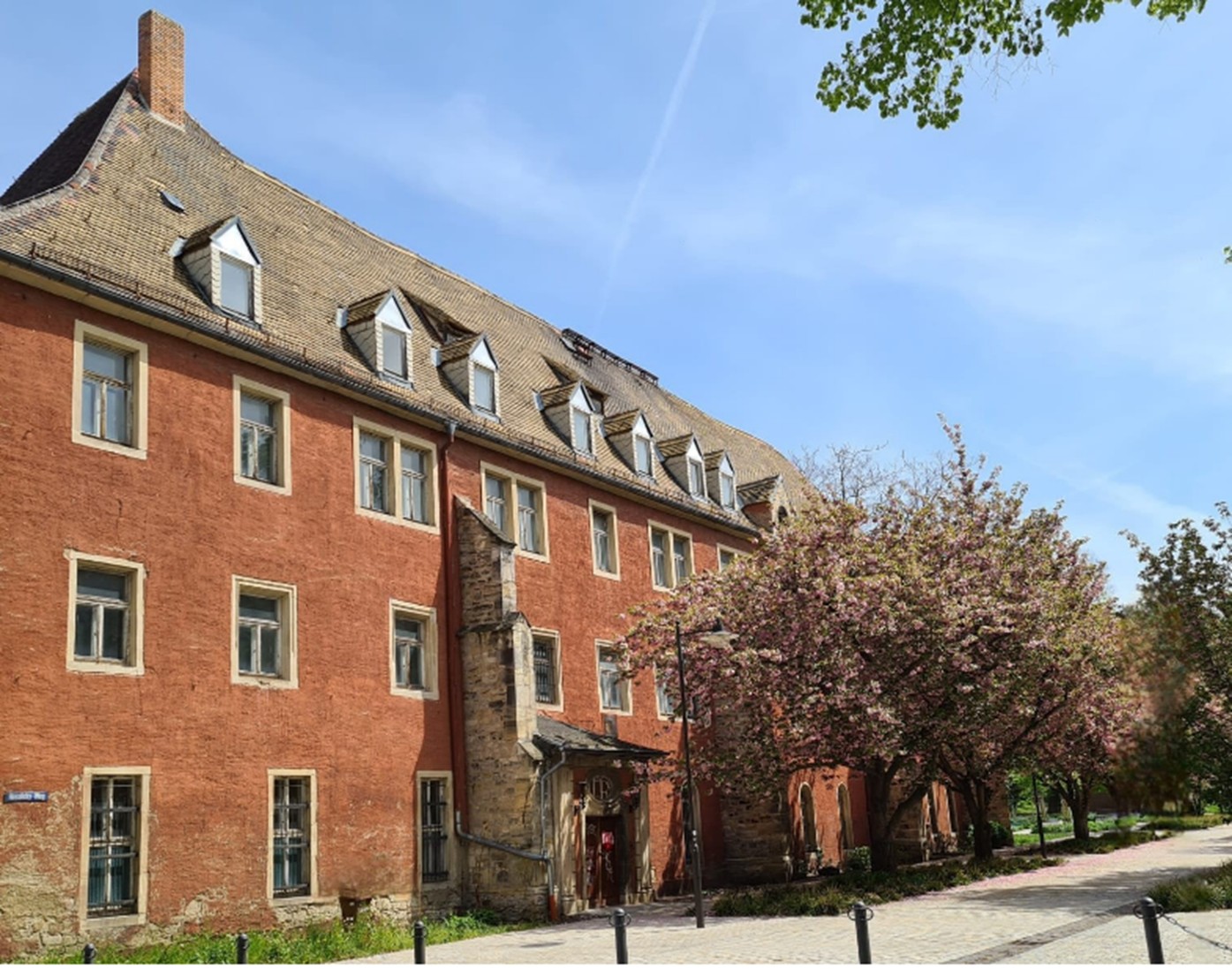 &raquo;Mit offenen Augen durch&laquo; - F&uuml;hrungen zum Weltg&auml;stef&uuml;hrertag 2026