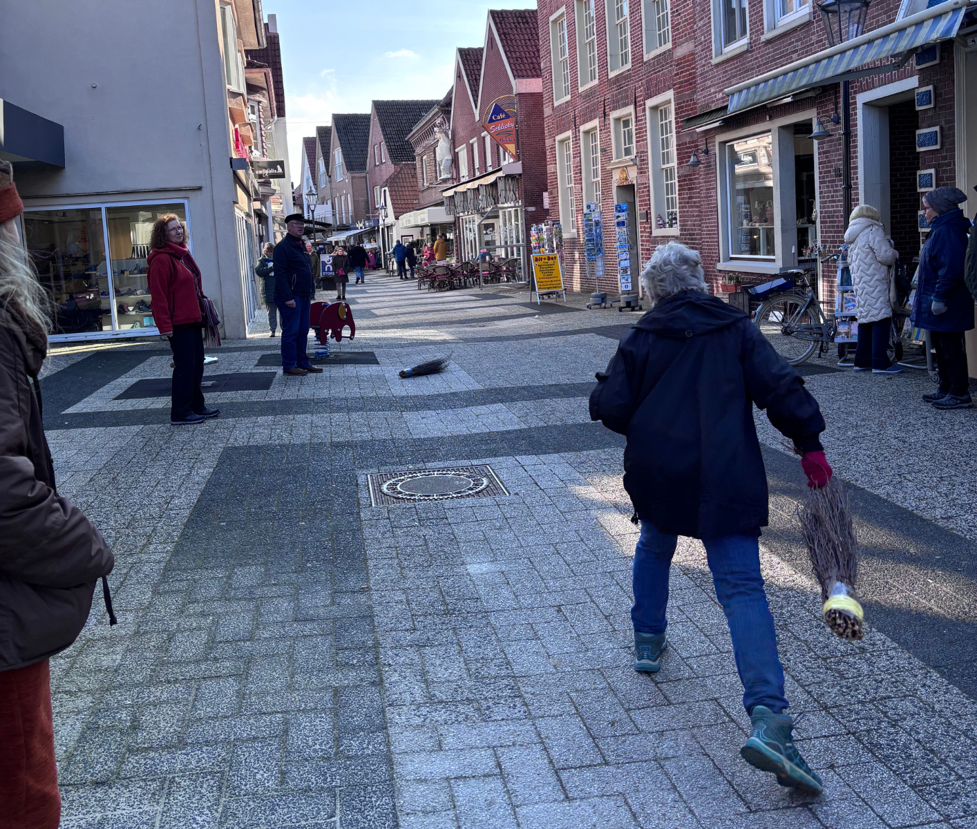 Struukbessen smieten