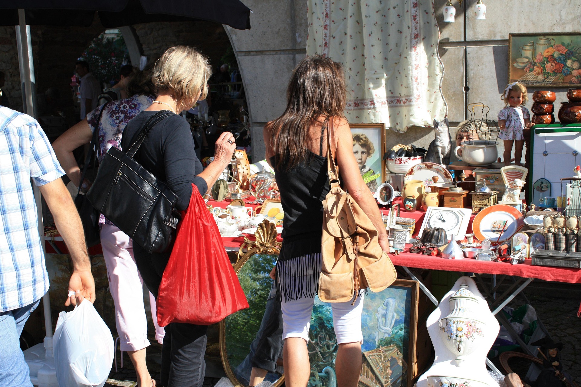 Oelerser Dorf- und Garagenflohmarkt