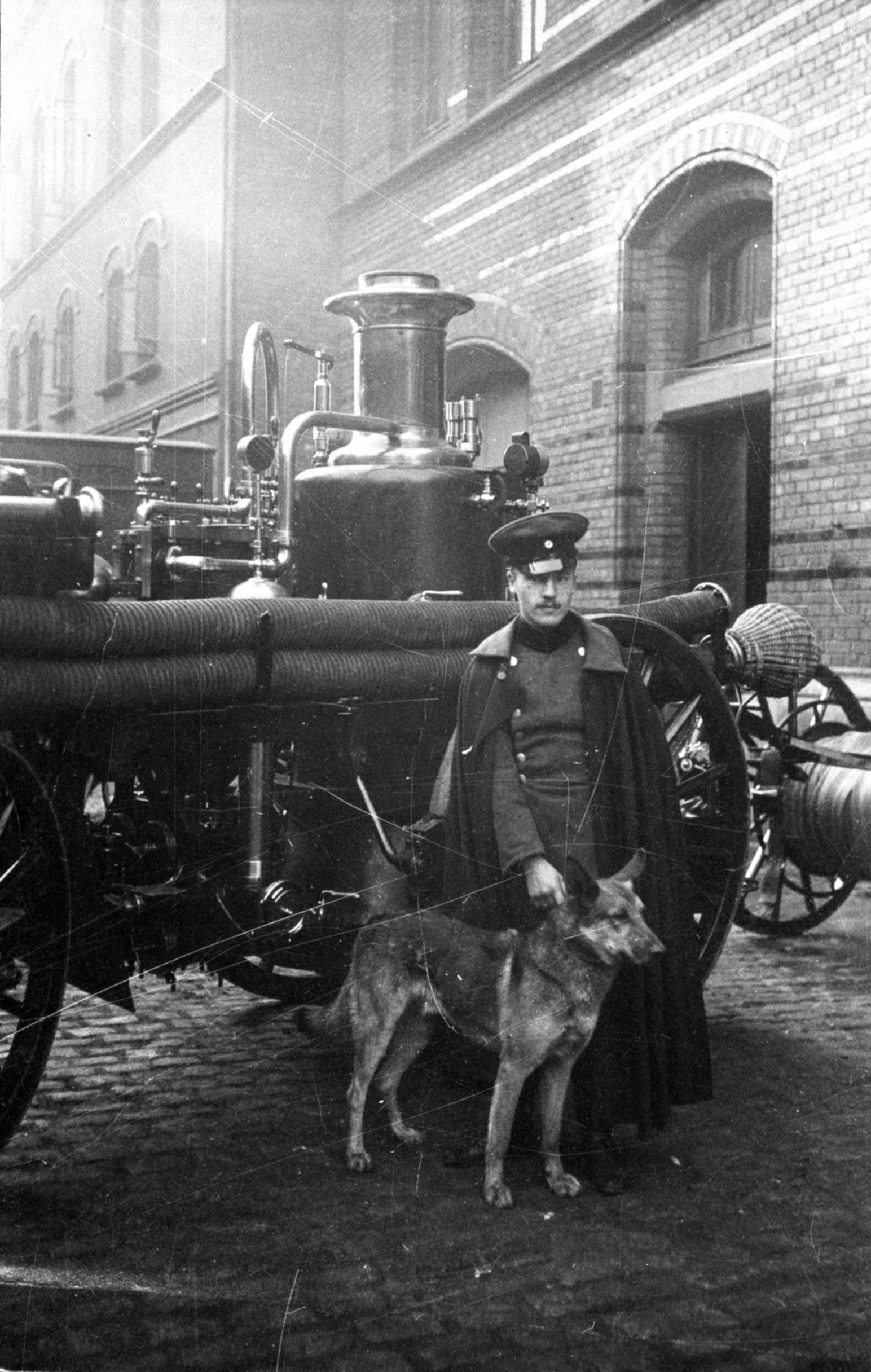 INDUSTRIEKULTUR vor Ort | 150 Jahre Feuer und Flamme: Die Berufsfeuerwehr Braunschweig 