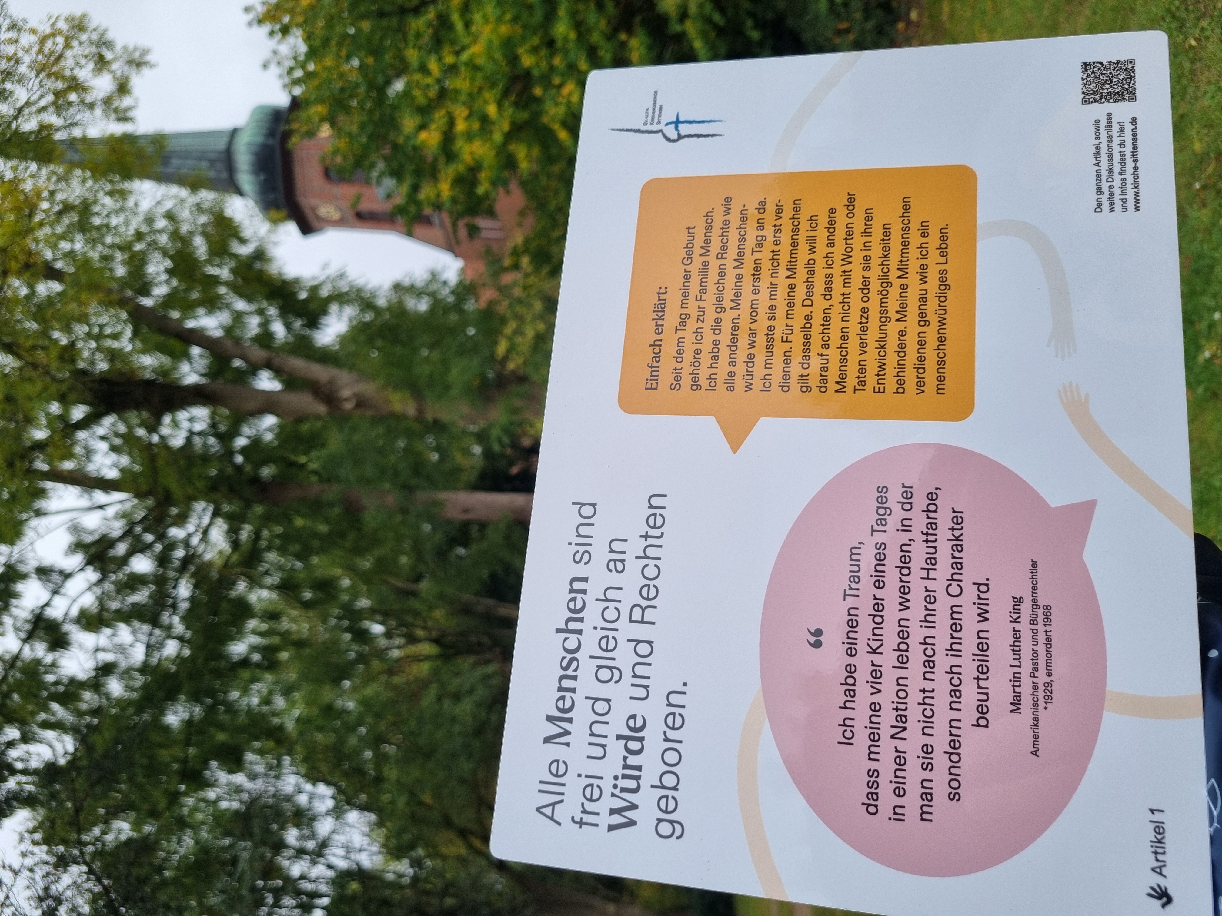 Themenpfad "Menschenrechte" im St. Dionysiuspark
