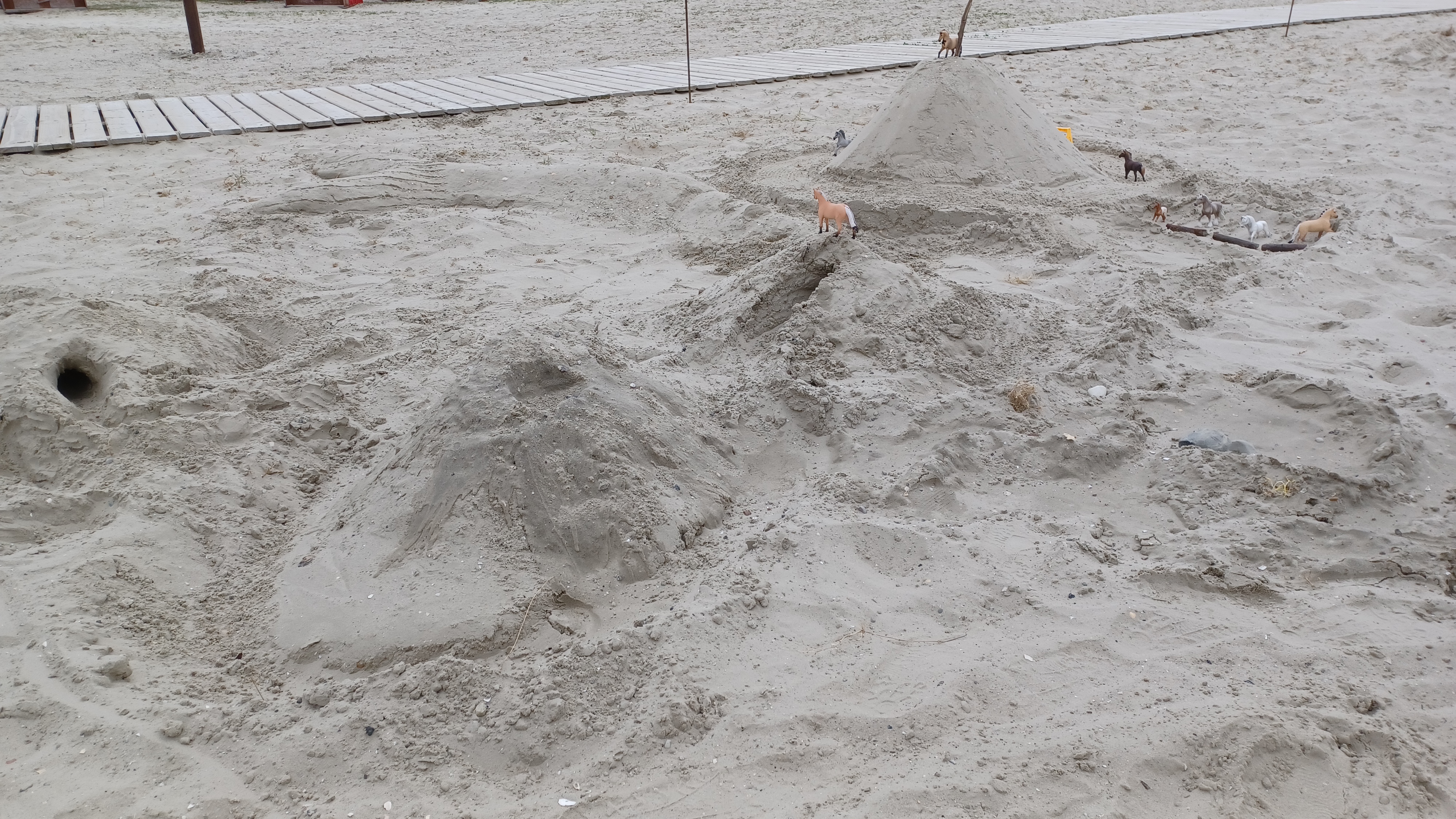 Familien-Sandburgenwettbewerb