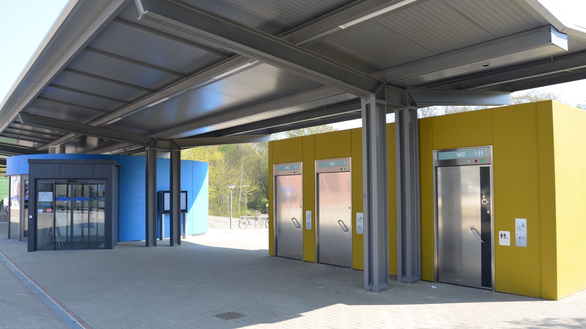 WC-Anlage am Bahnhof Salzgitter-Lebenstedt