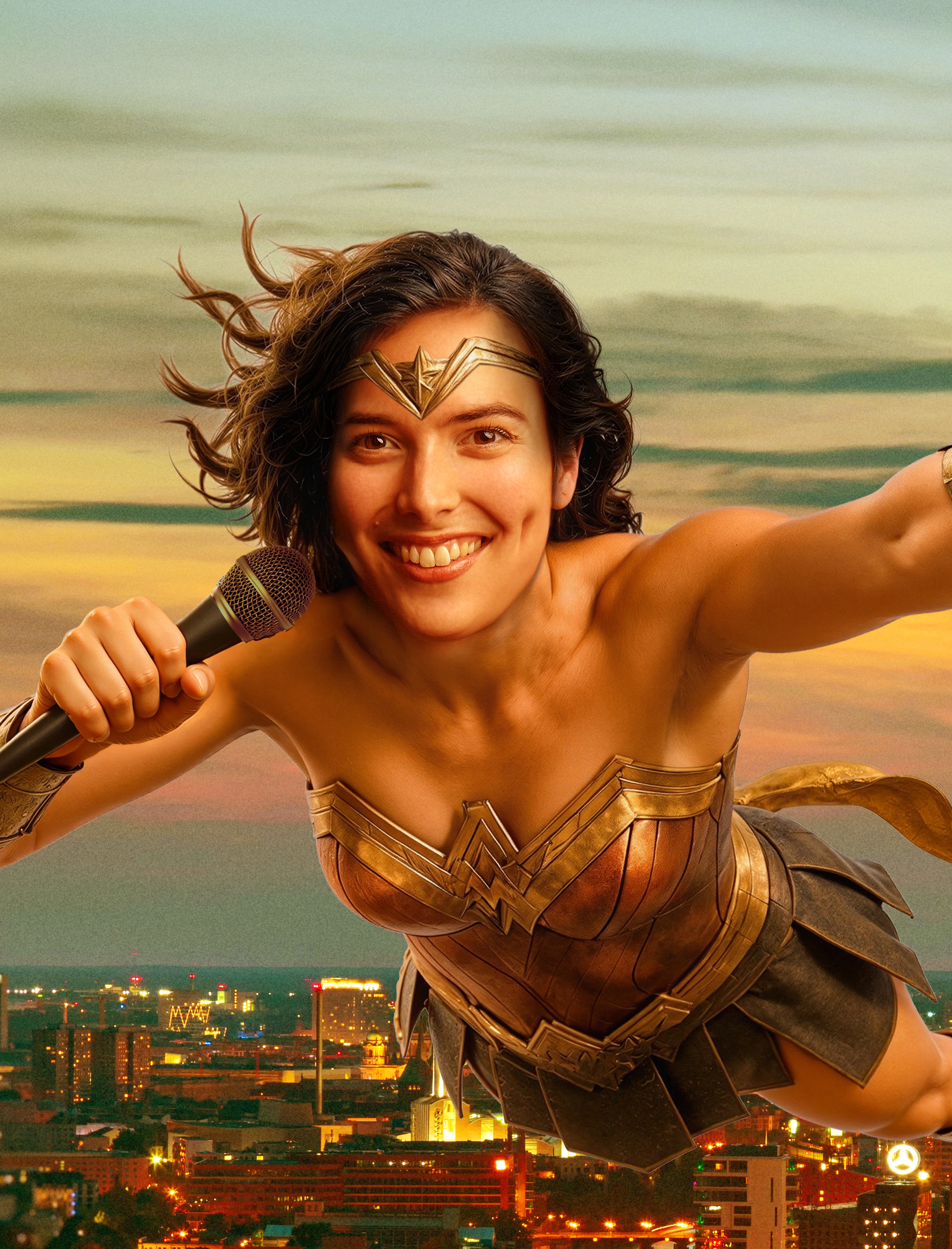 Sara Karas: Comedy  "No Wonder A Woman" Comedy