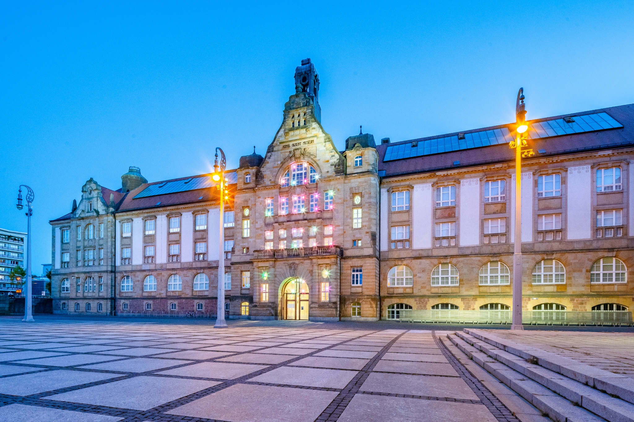 Purple Path – „Farbfeld Chemnitz“ von Andreas Schmid