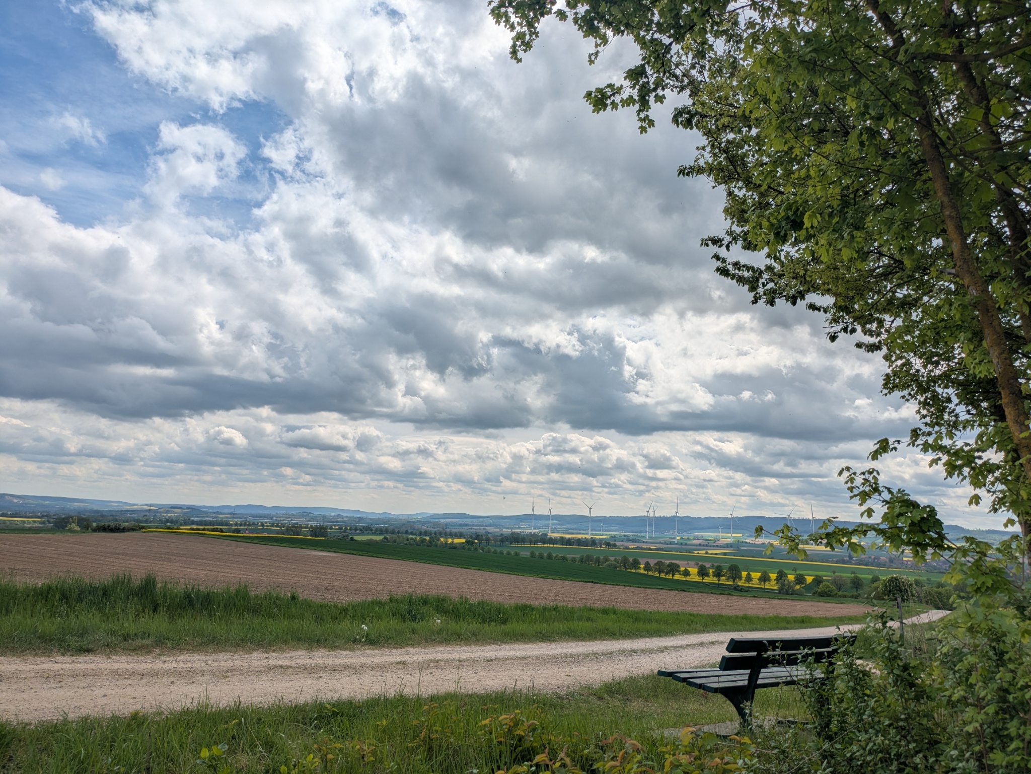 Rastplatz Ausblick Leinetal bei Vardeilsen