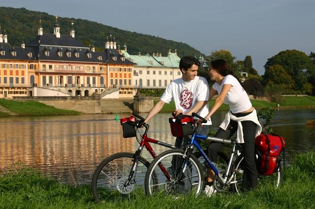 Z Test Hotel Zur Sonne – Motiv