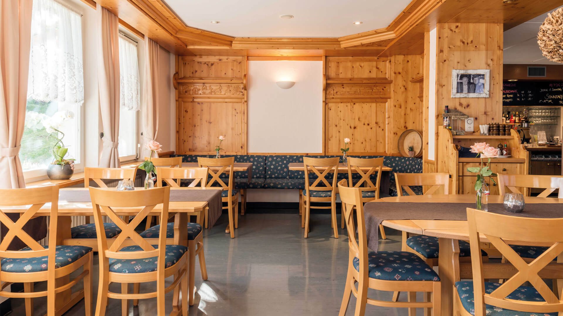 gasthof-ba-ren-restaurant-innenraum-2