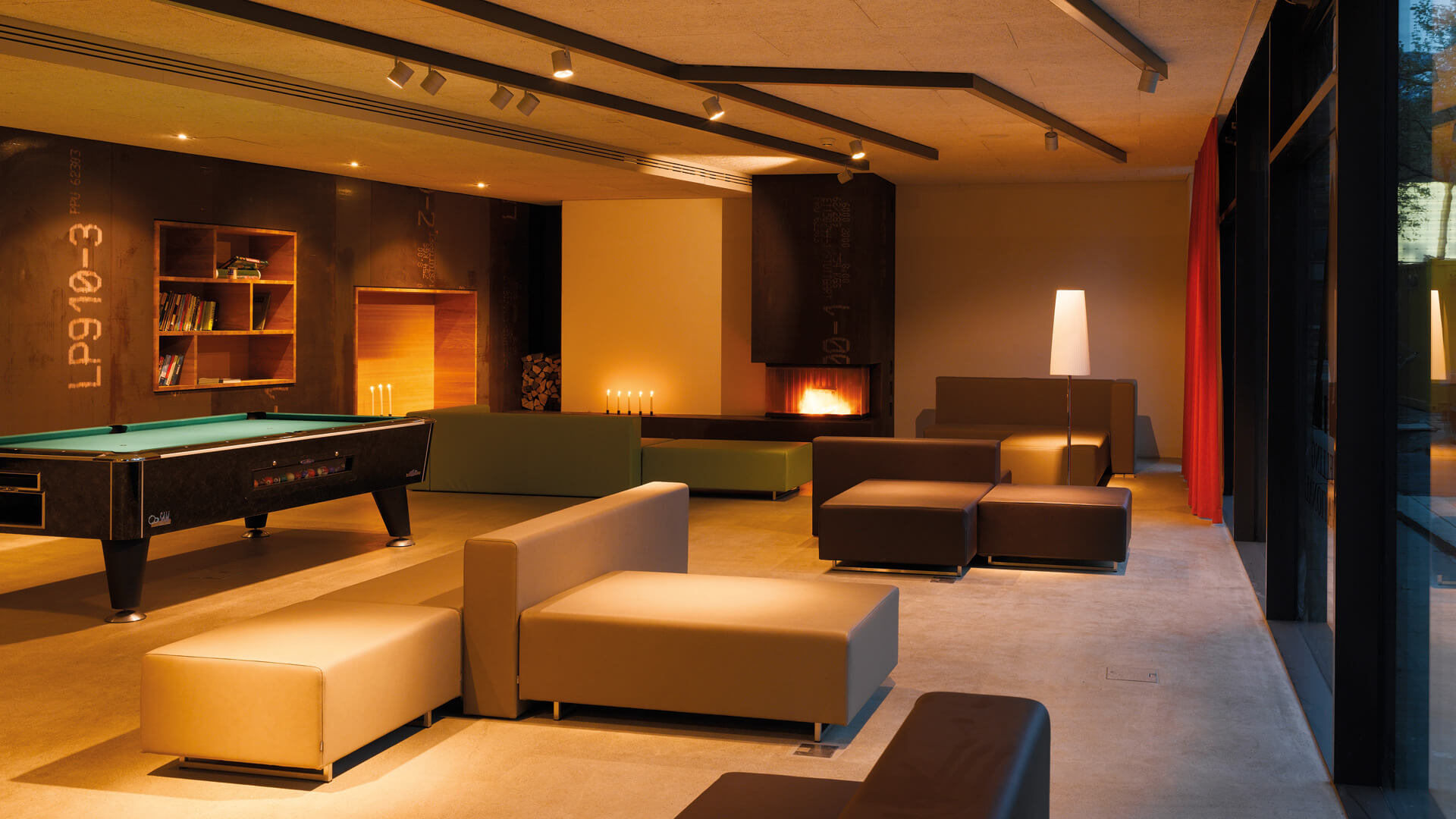 restaurant-3-a-lounge