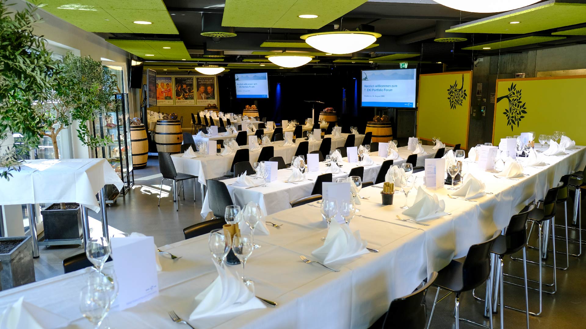 restaurant-topoff-speisesaal-tische