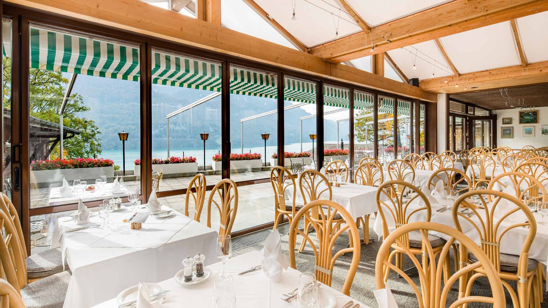 lindenhof-brienz-restaurant-wintergarten