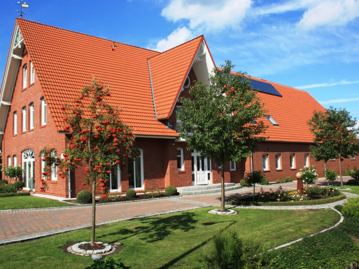 Haus seitliche Ansicht.jpg