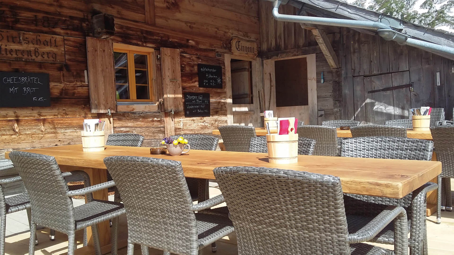berggasthaus-stierenberg-terrasse