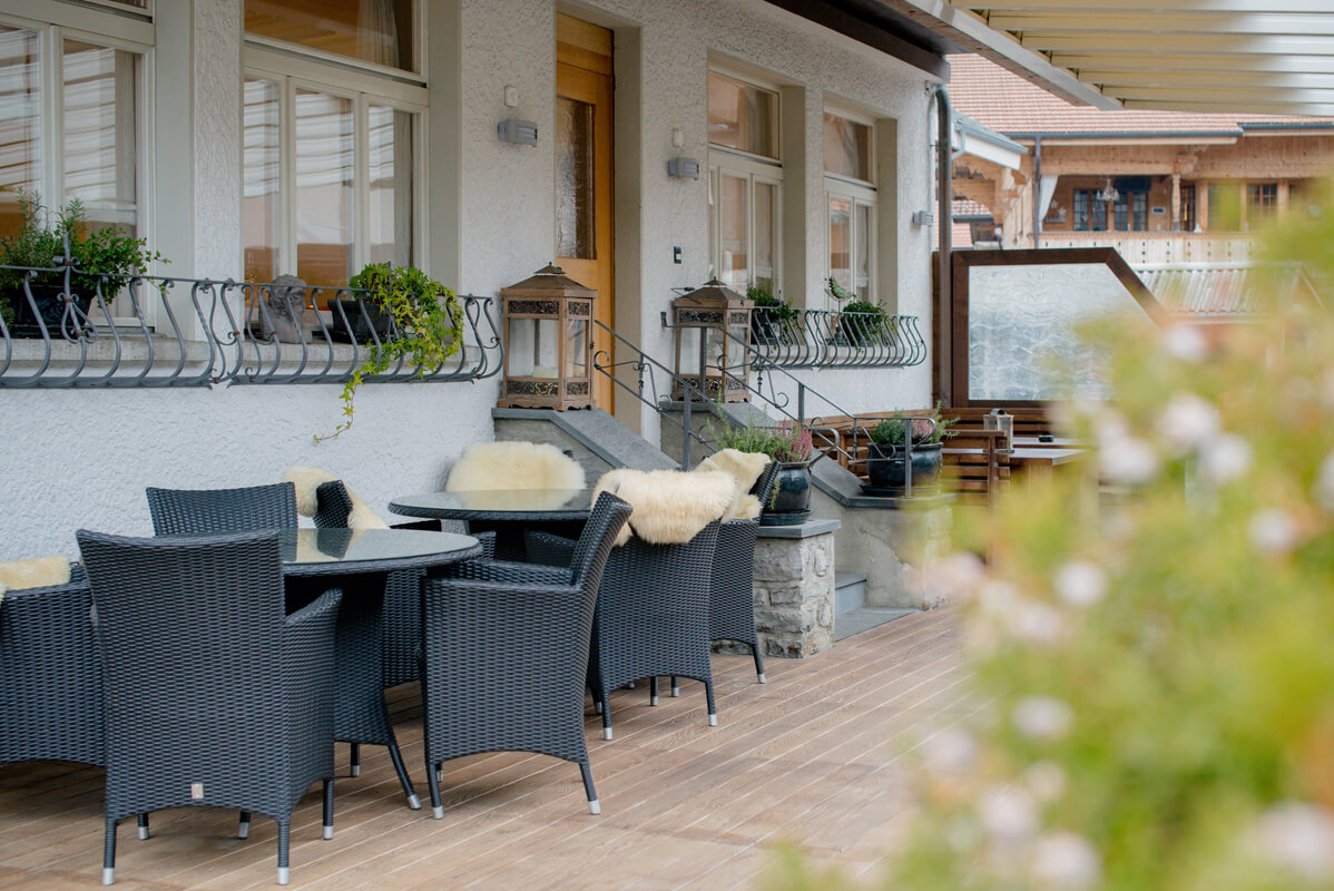 Cosy terrace at the Inn Gasthof Hirschen 
