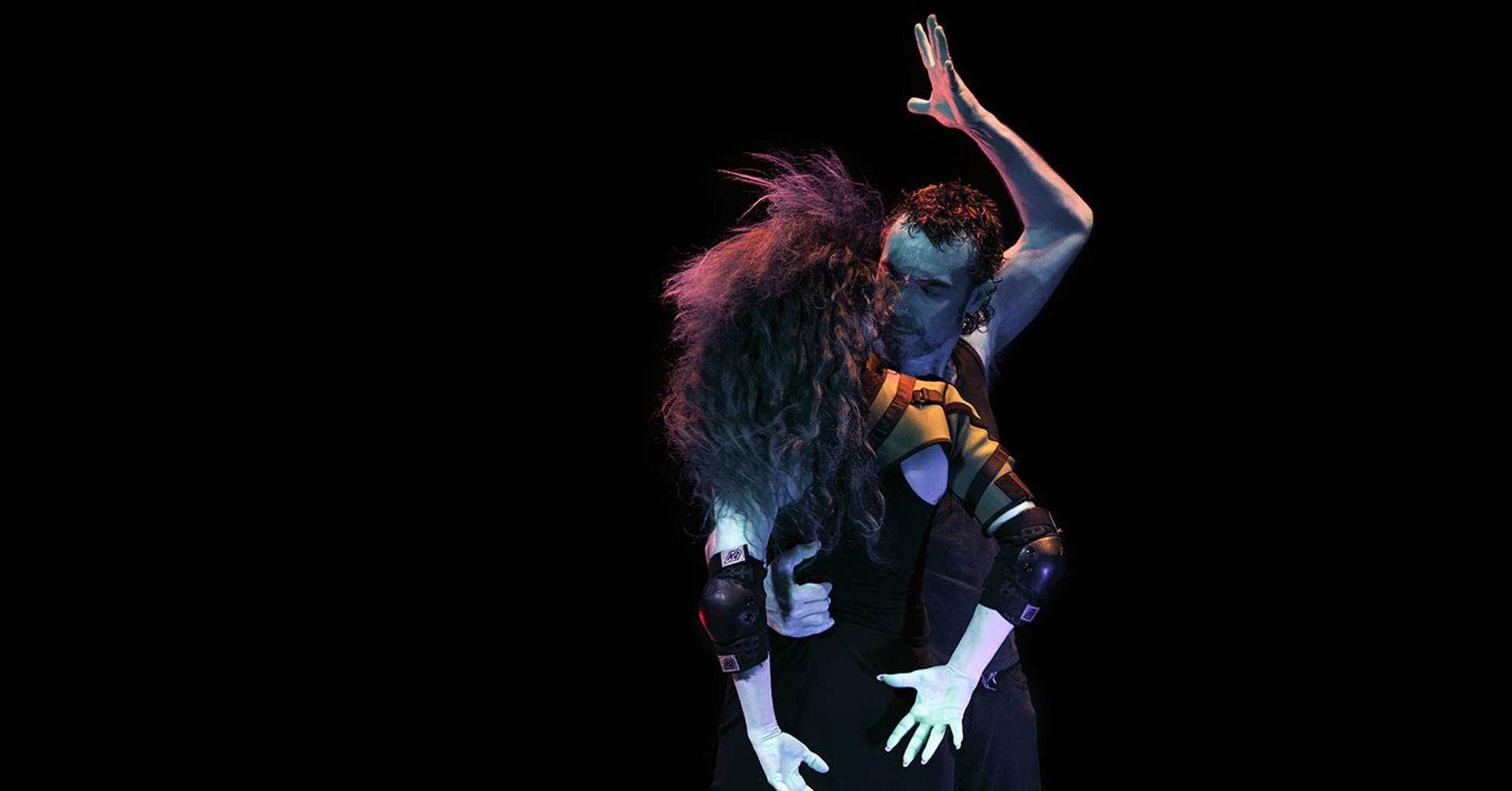 She/Unveiled - State of Survival Moderner Flamenco von Marco Vargas & Alya Al-Kanani
