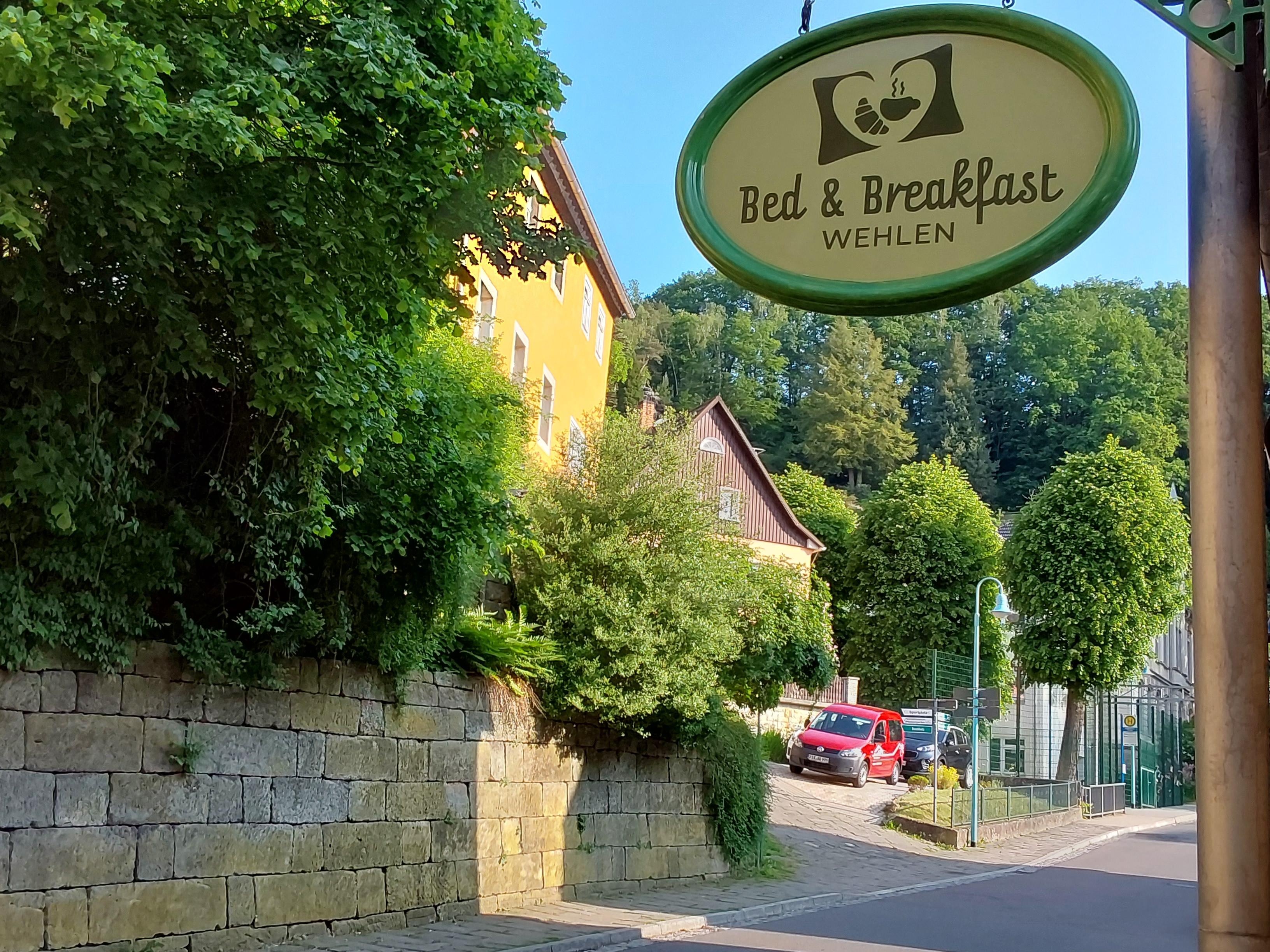 Bed and Breakfast Wehlen – Motiv