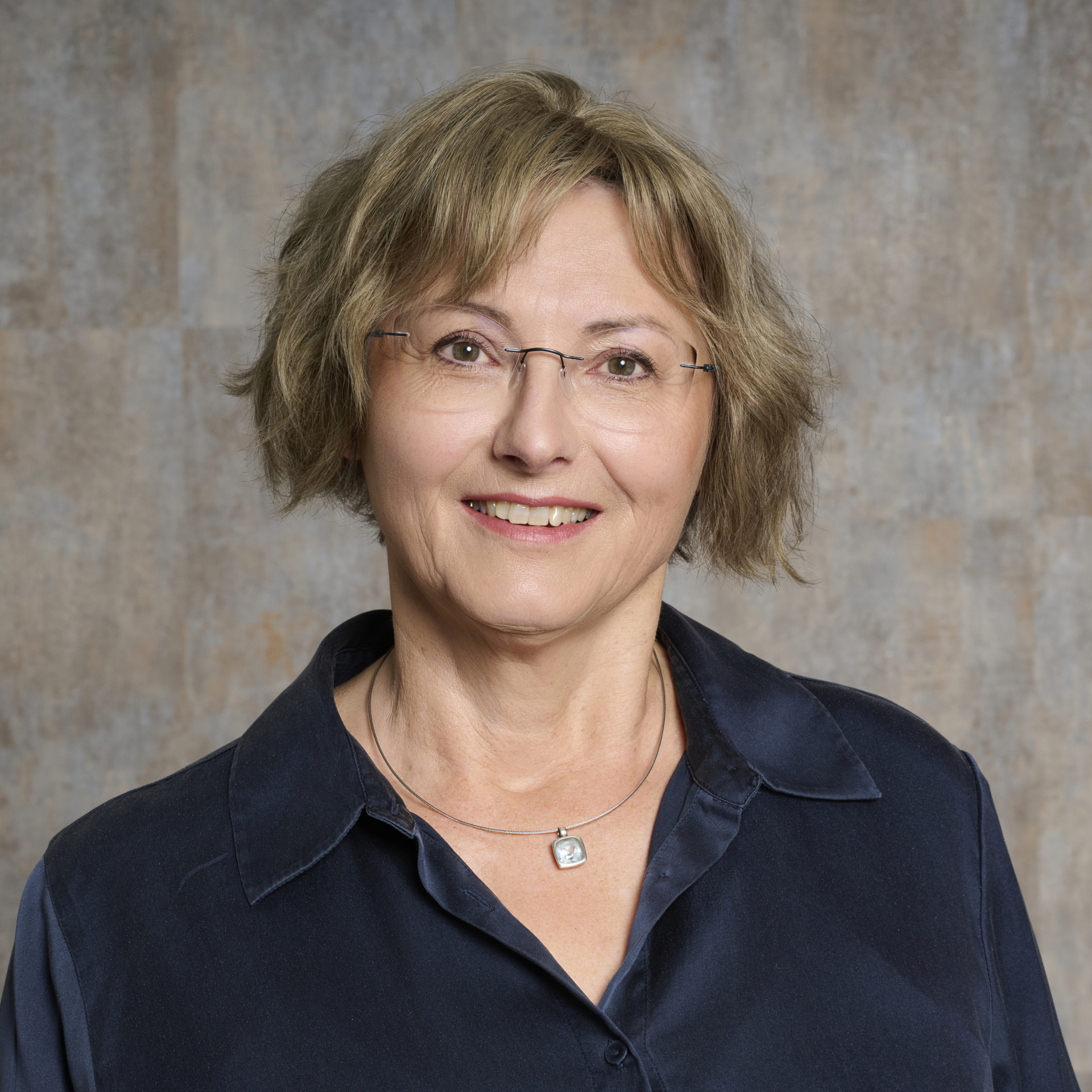 Thea Lehmann: Blüten für eine neue Welt