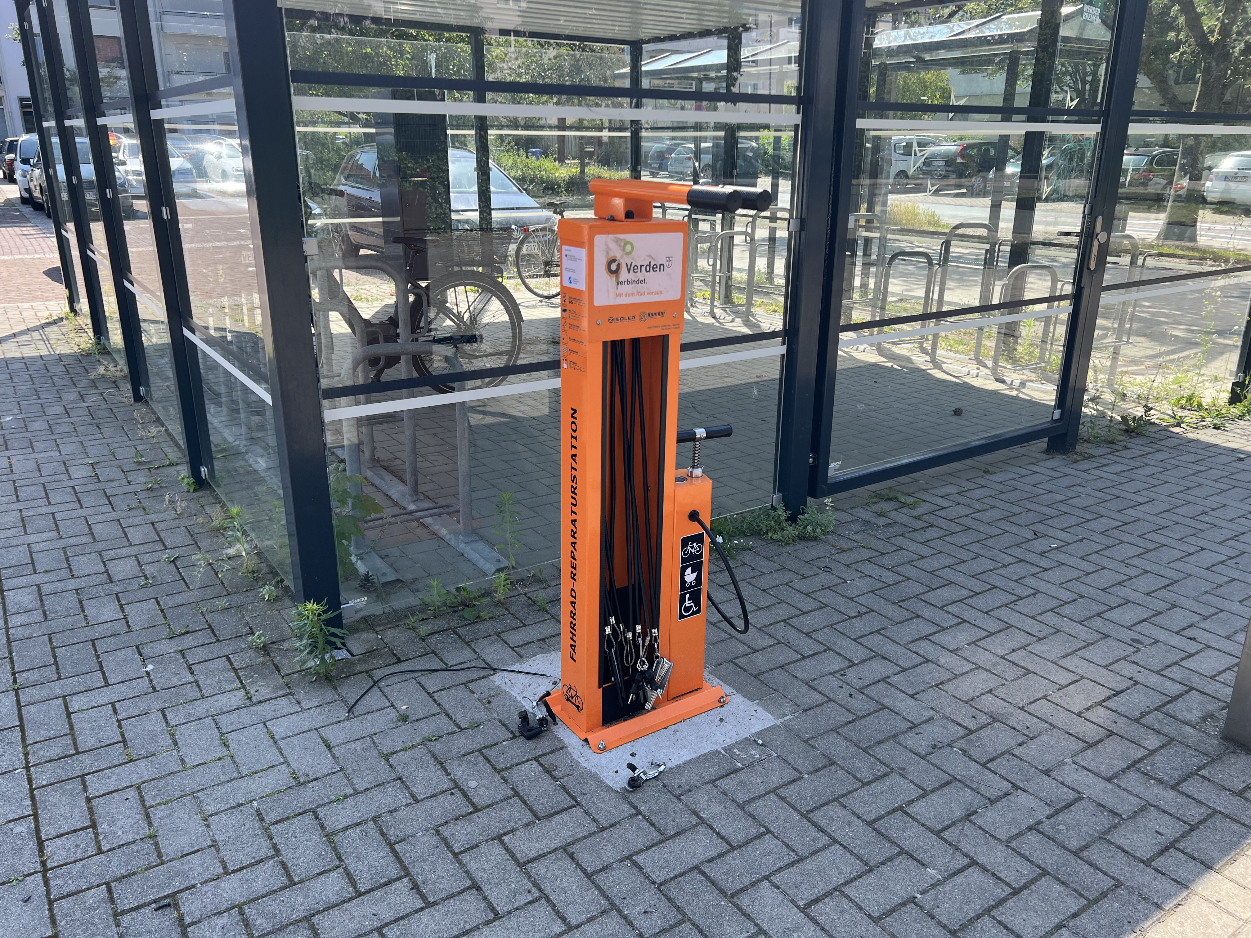 Fahrradreparaturstation am Verdener Campus-Oberschule