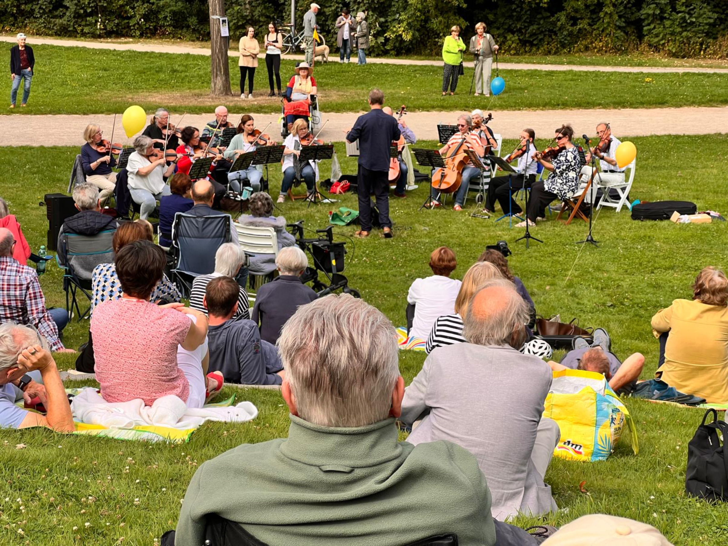 Schlosspark_neu.jpg