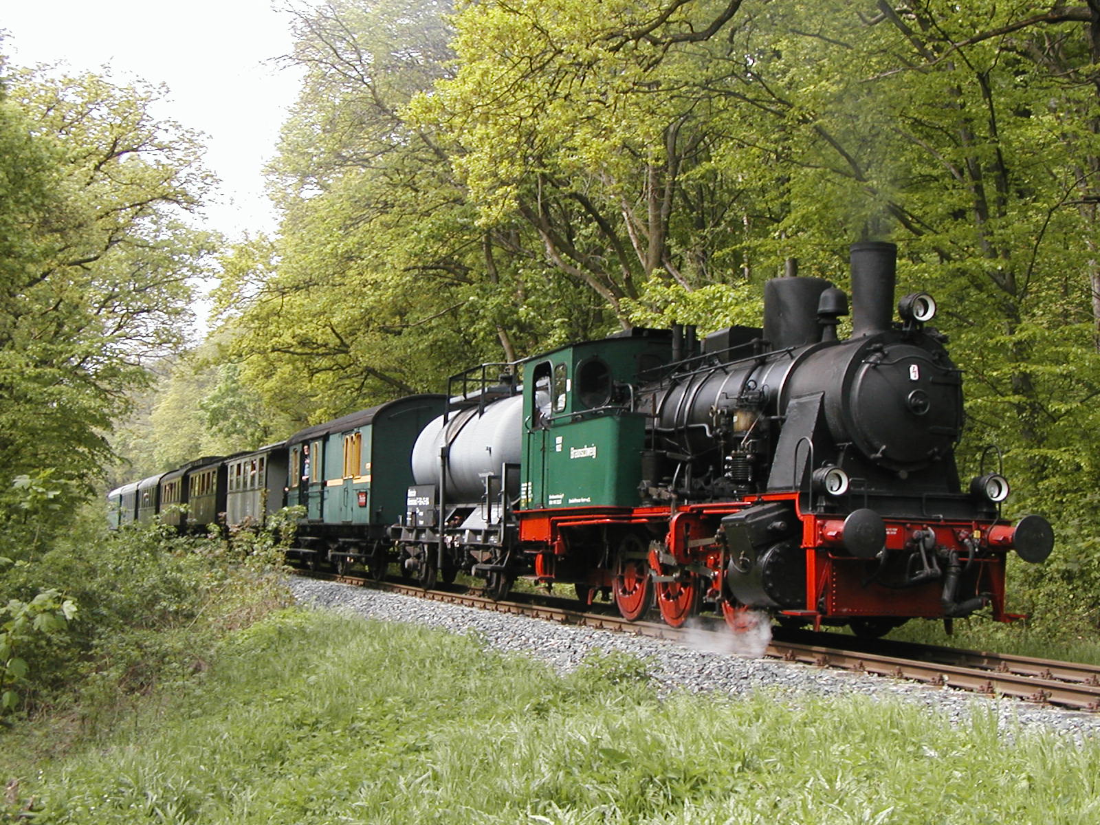 Rundfahrten mit 100 Jahre altem Dampfzug durch Braunschweig am 06.09.