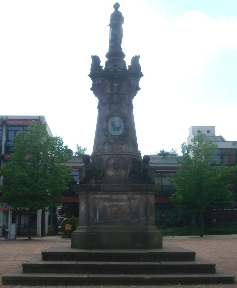Franz Hausmann Denkmal