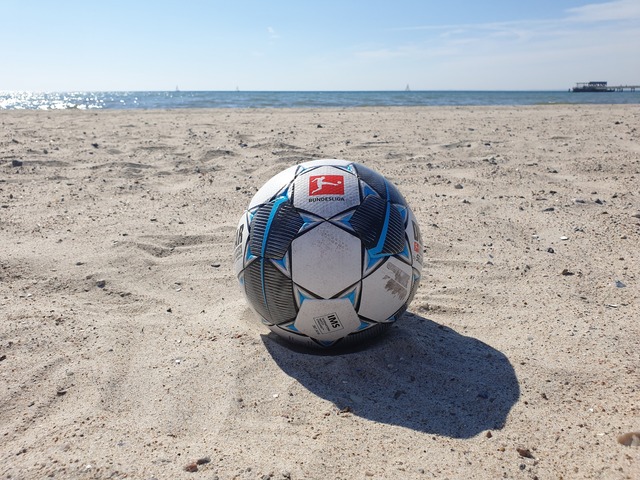 Ballspiele